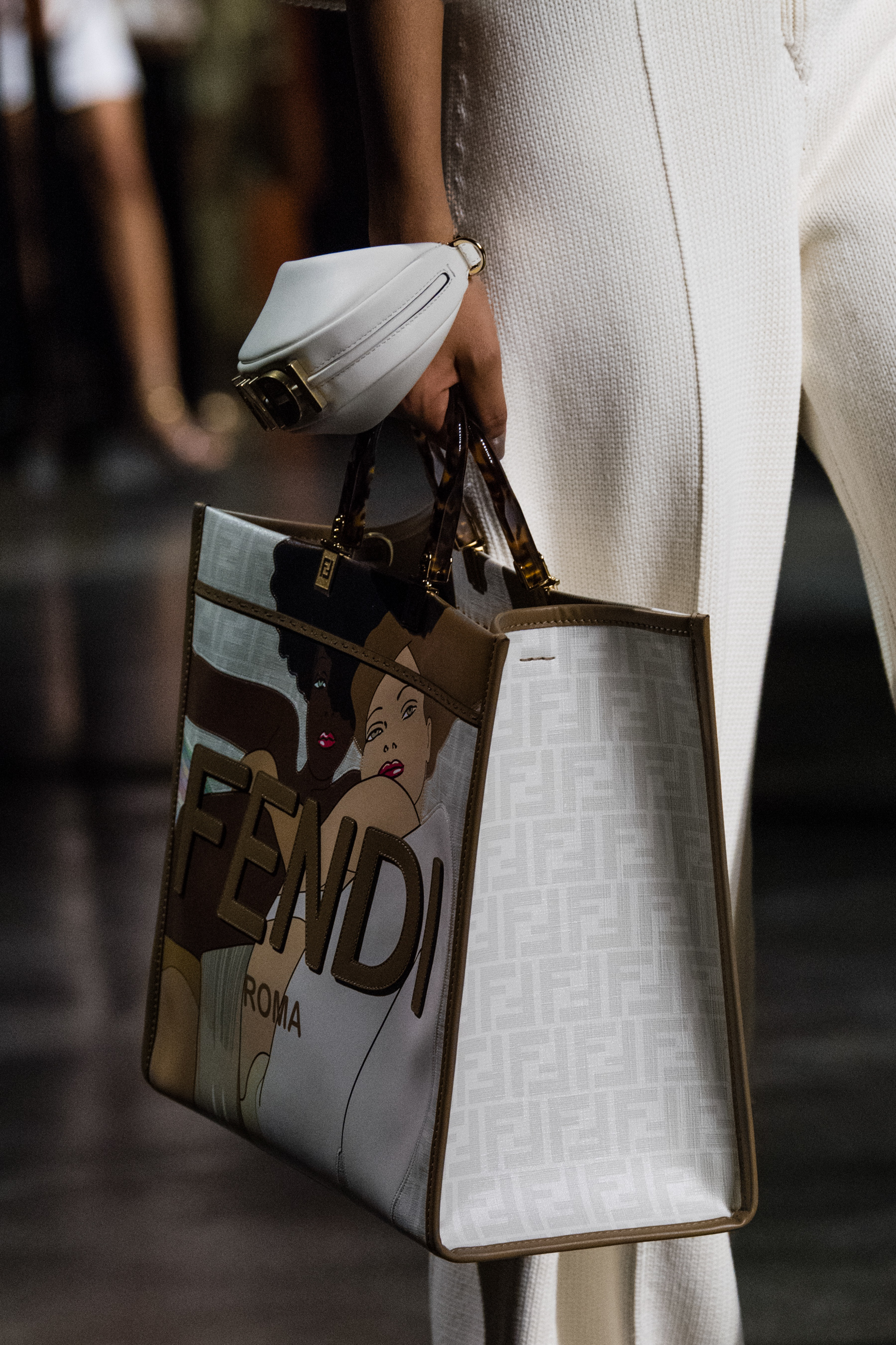 Fendi Spring 2022 Details Fashion Show