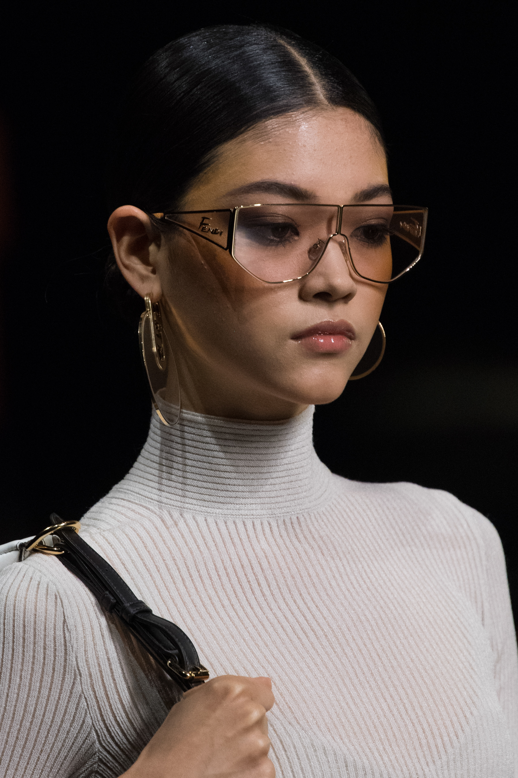 Fendi Spring 2022 Details Fashion Show