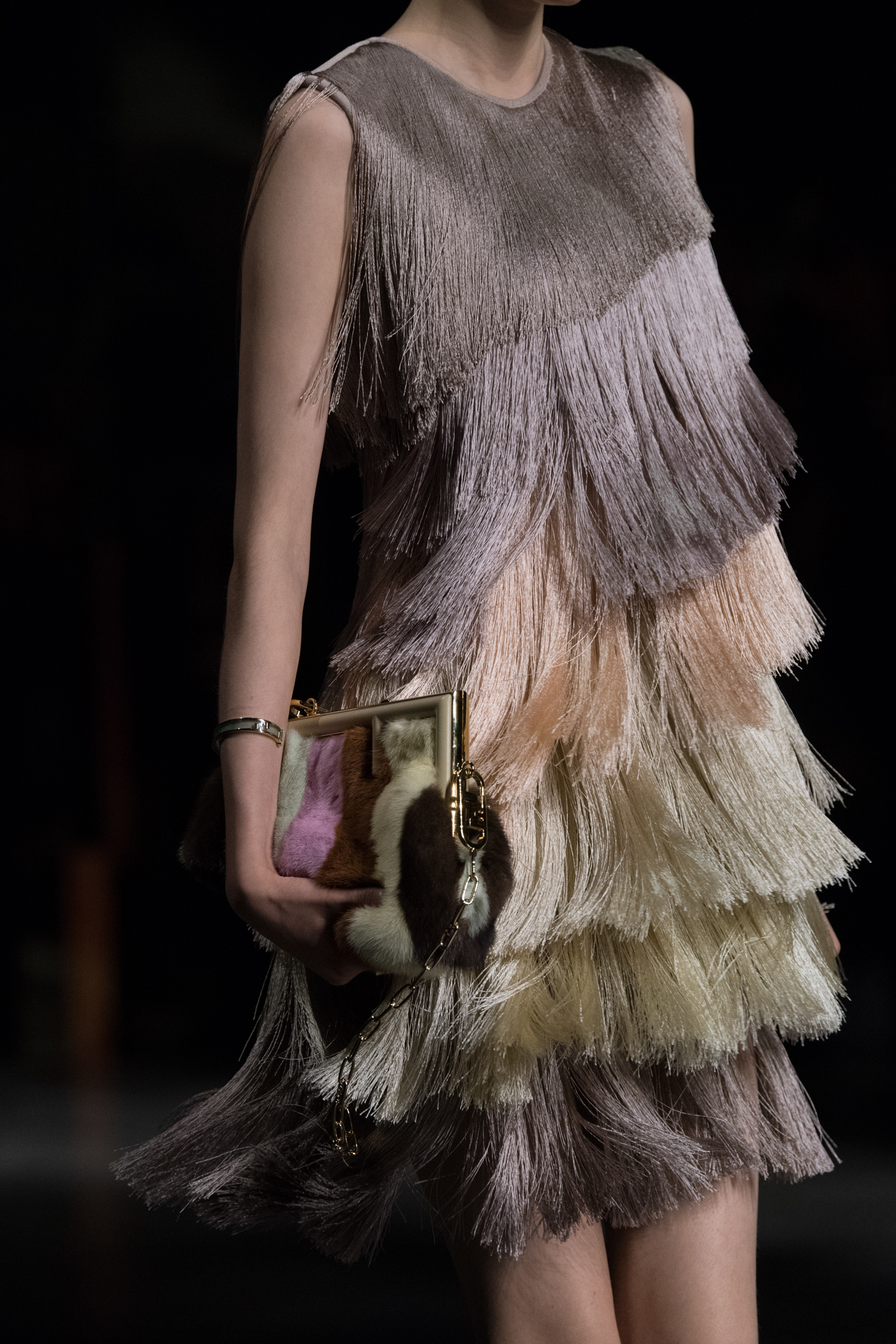 Fendi Spring 2022 Details Fashion Show