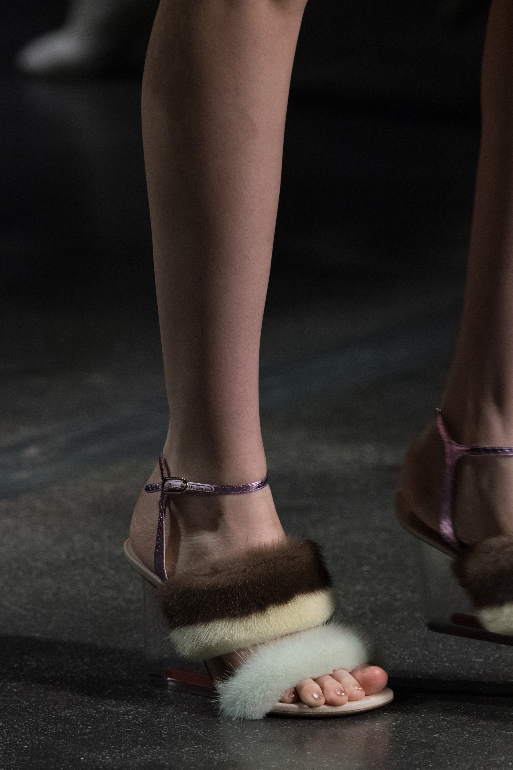 Fendi Spring 2022 Details Fashion Show