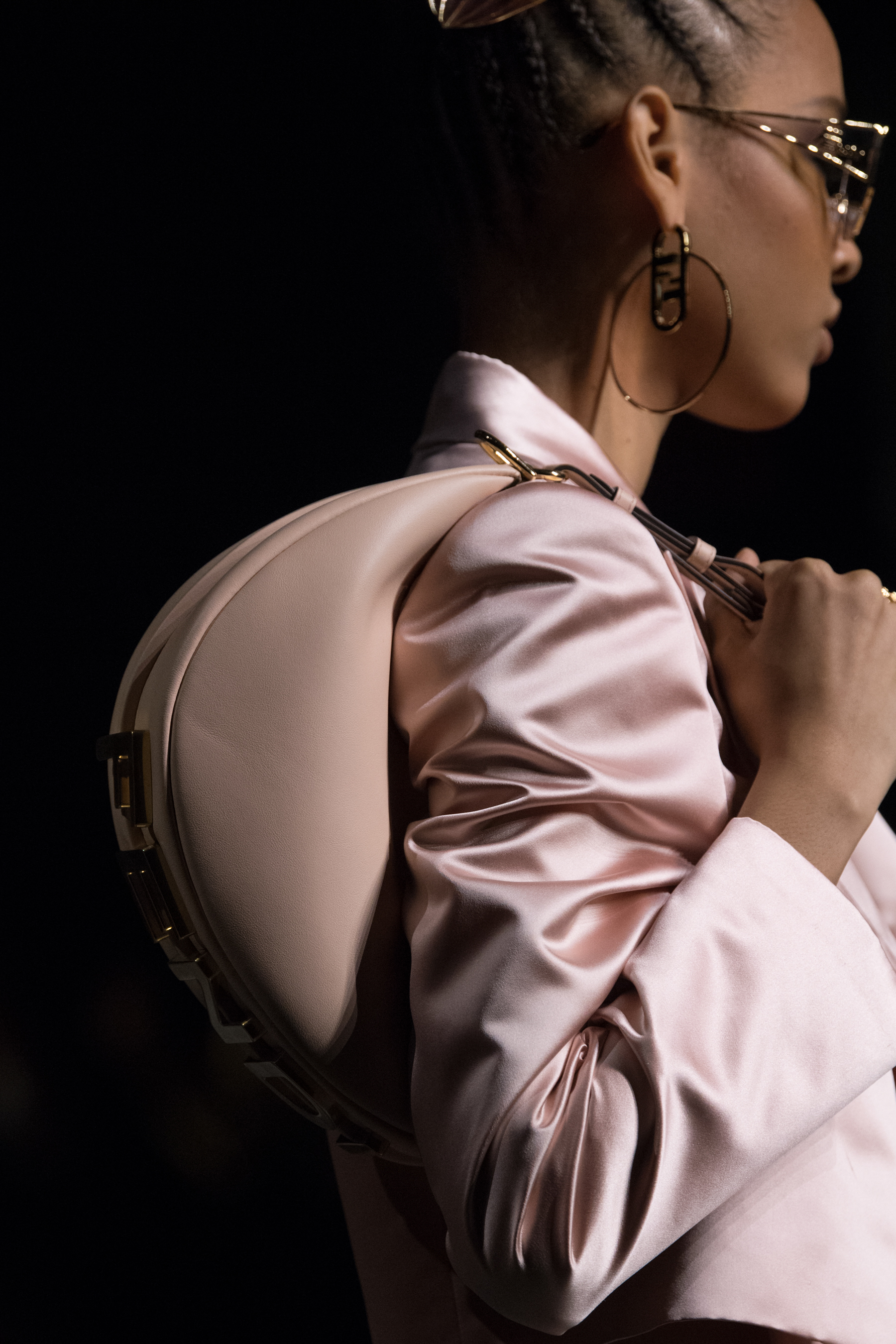 Fendi Spring 2022 Details Fashion Show