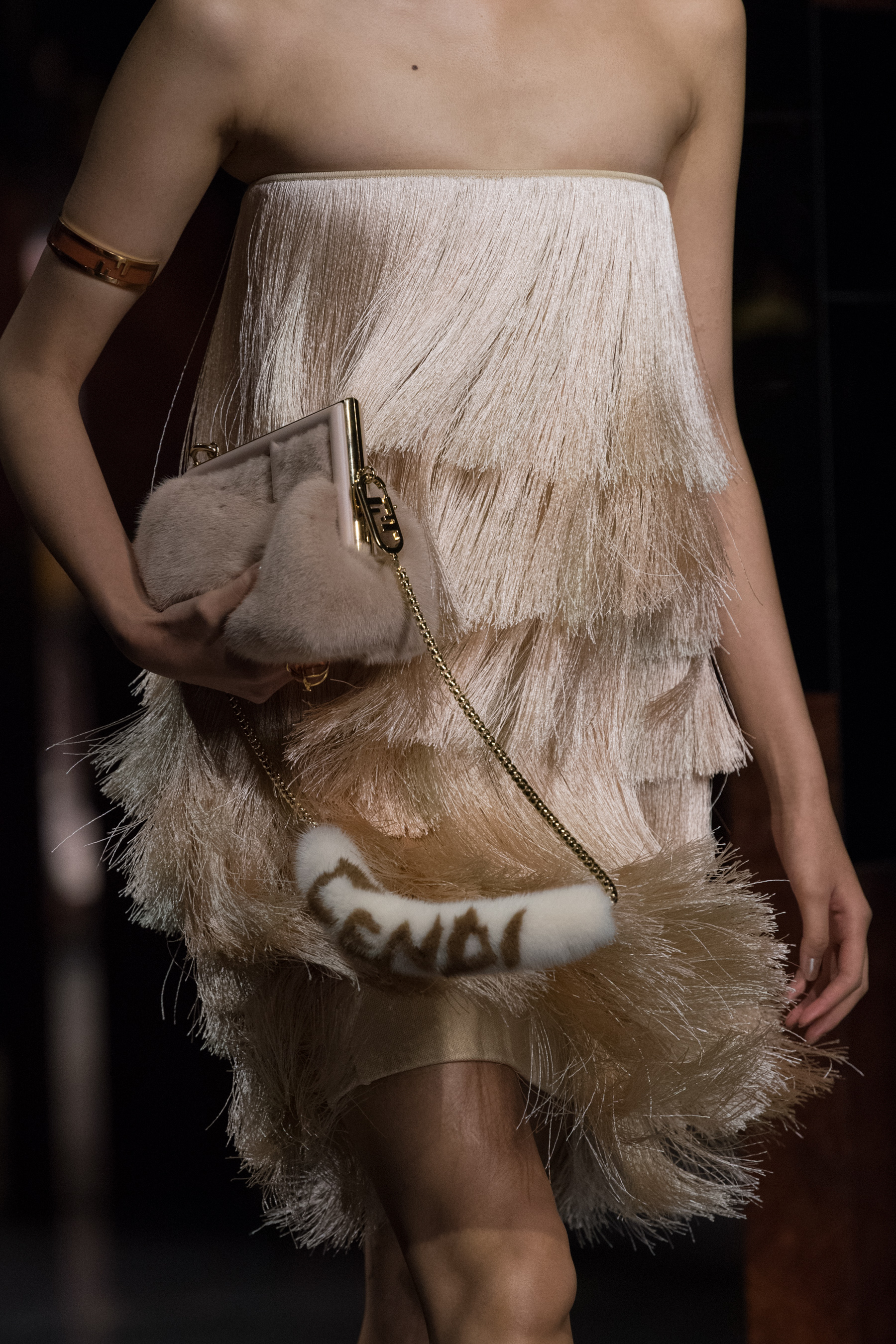 Fendi Spring 2022 Details Fashion Show