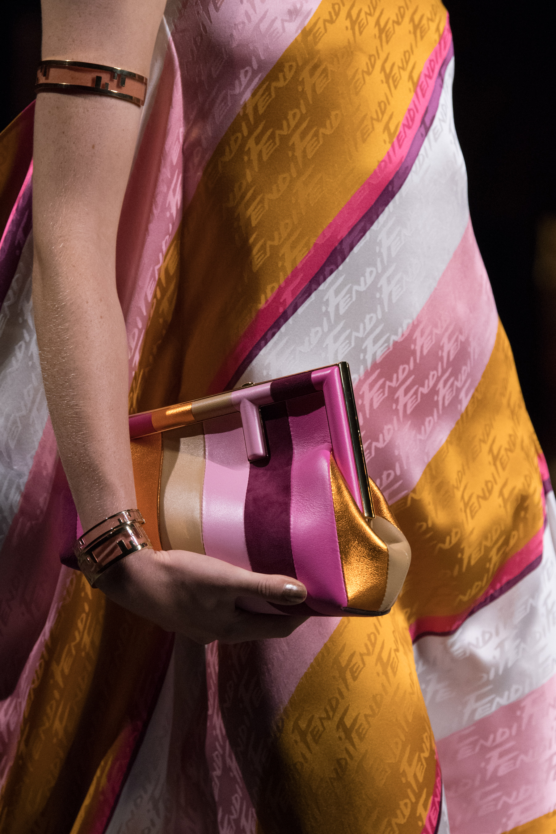 Fendi Spring 2022 Details Fashion Show