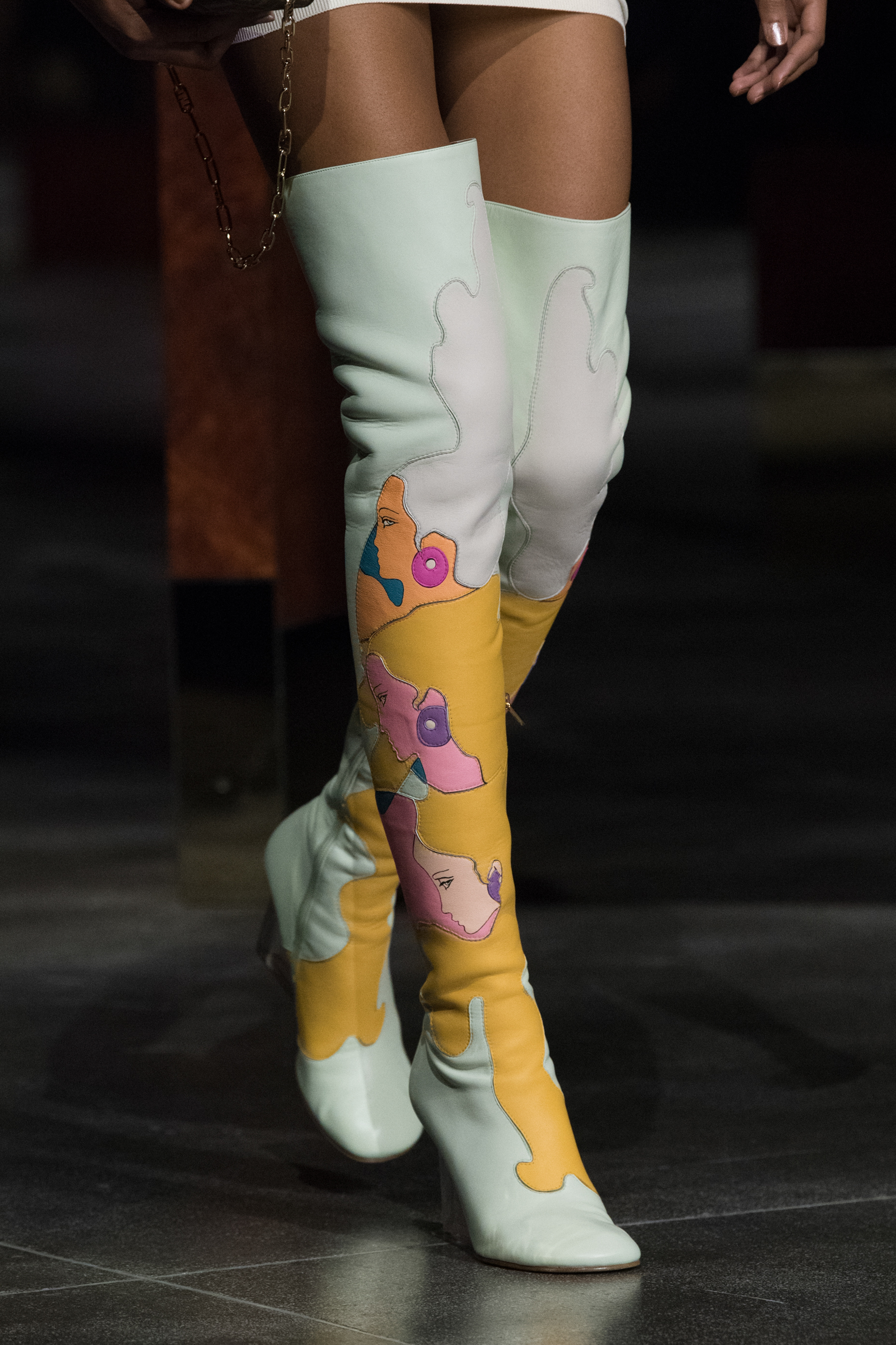 Fendi Spring 2022 Details Fashion Show