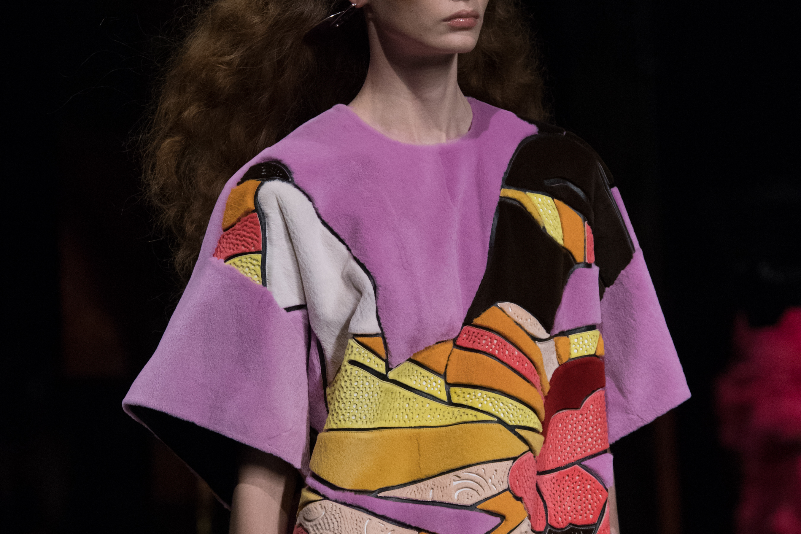 Fendi Spring 2022 Details Fashion Show