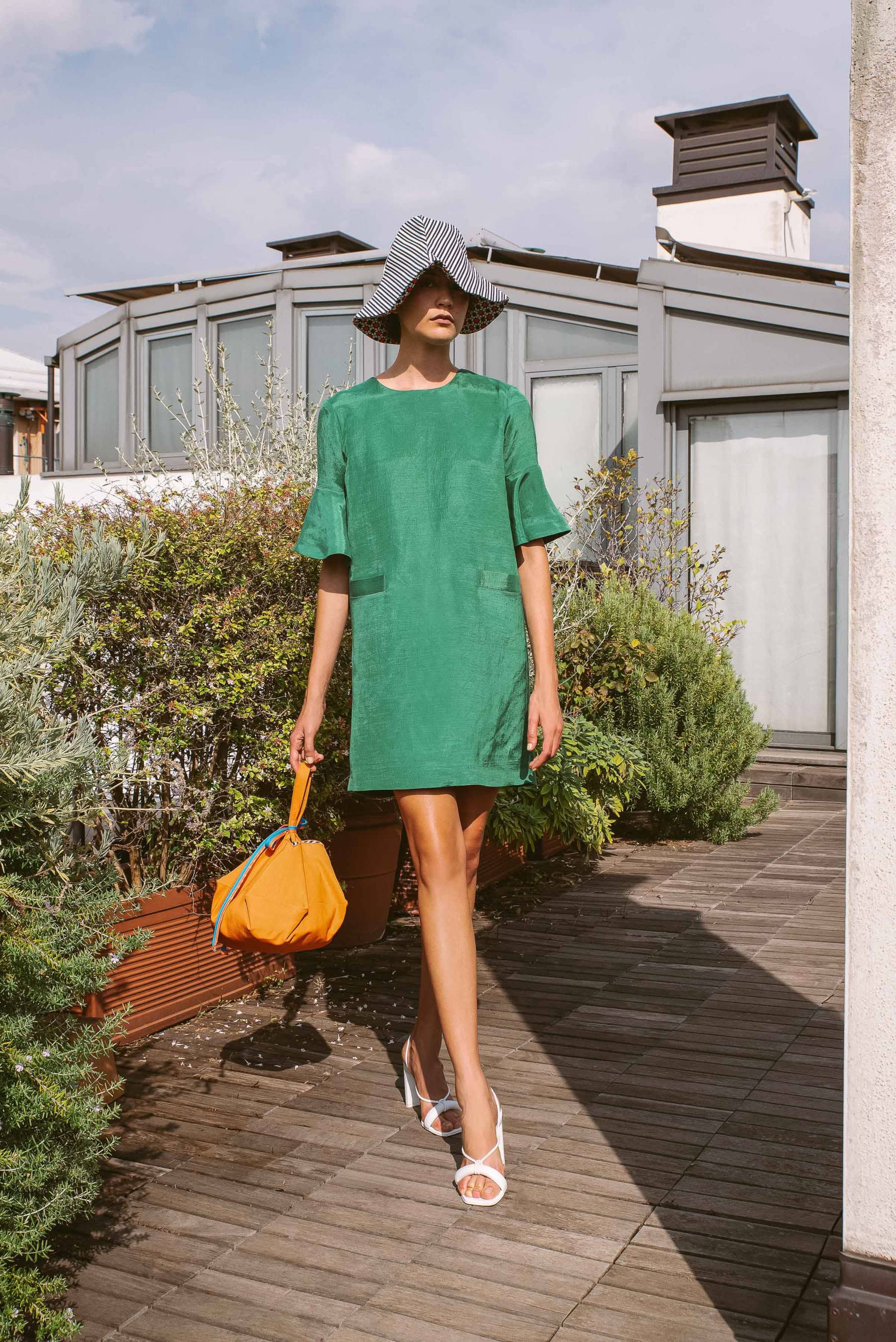 Gilberto Calzolari Spring 2022  Fashion Show