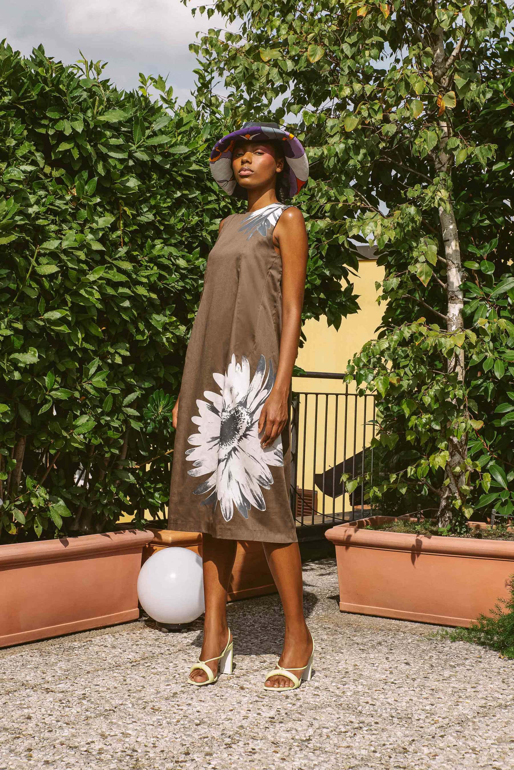 Gilberto Calzolari Spring 2022  Fashion Show
