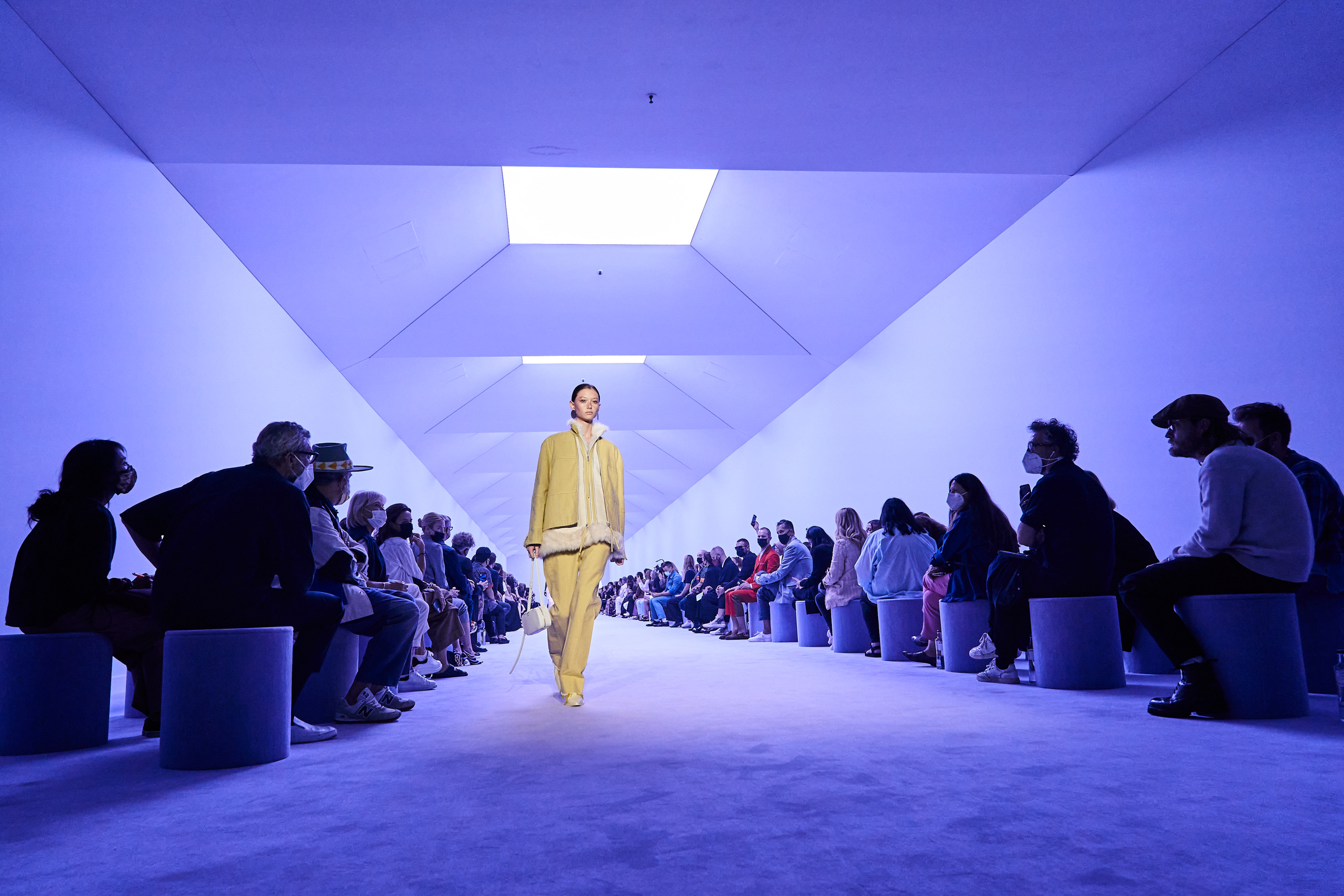 Jil Sander Spring 2022 Atmosphere Fashion Show