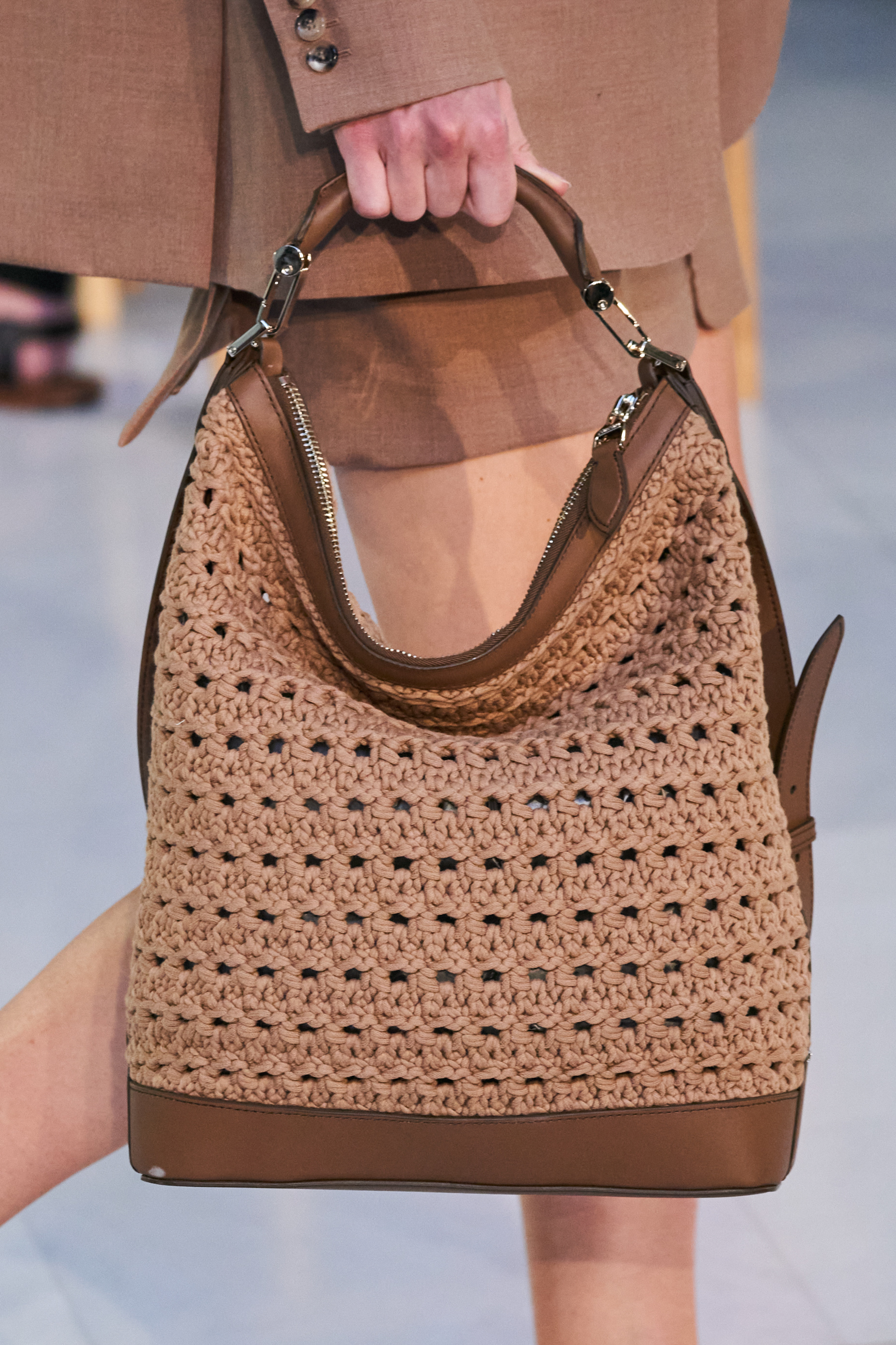 Max Mara Spring 2022 Details Fashion Show