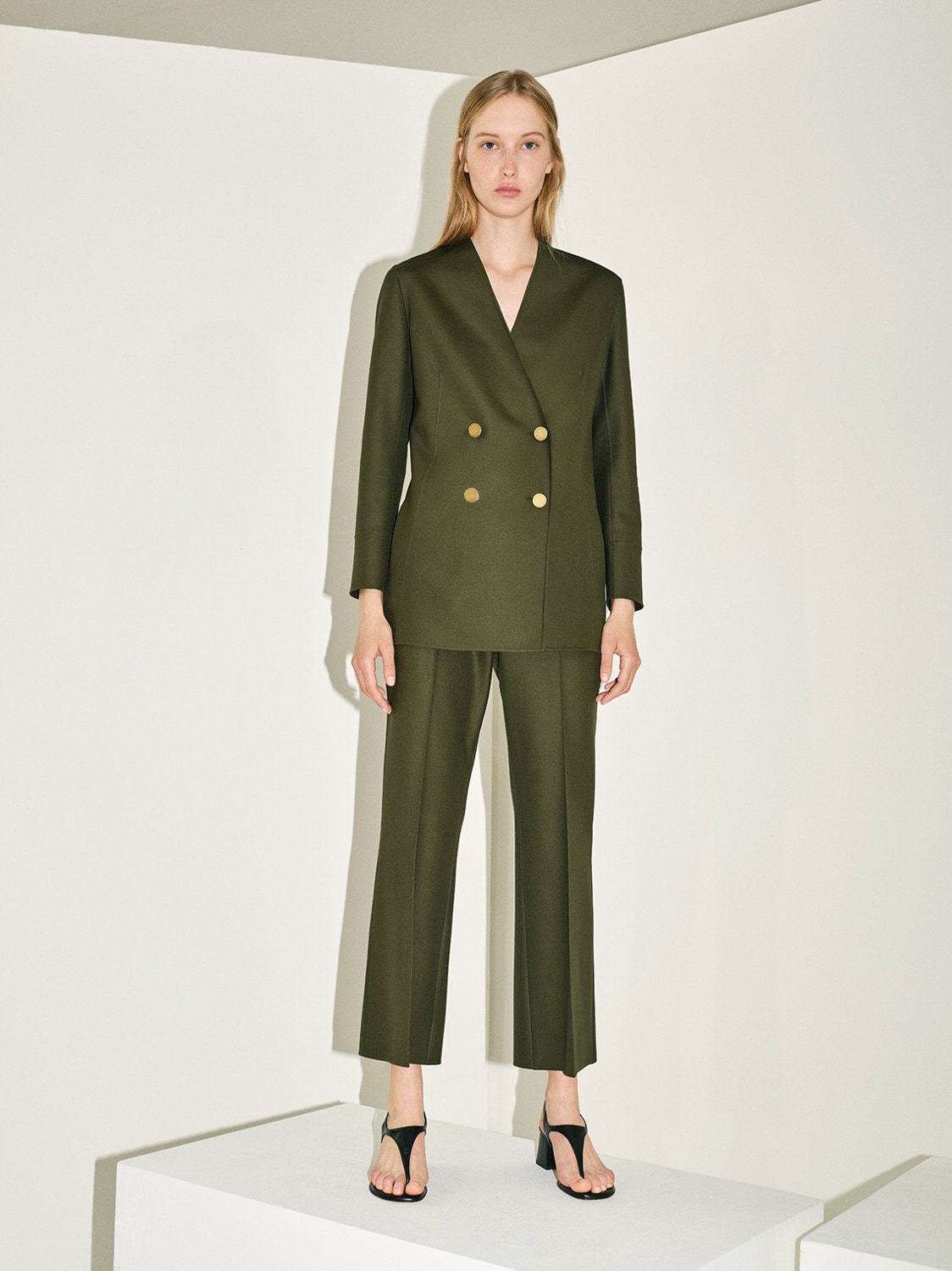 Mila Schon Spring 2022  Fashion Show