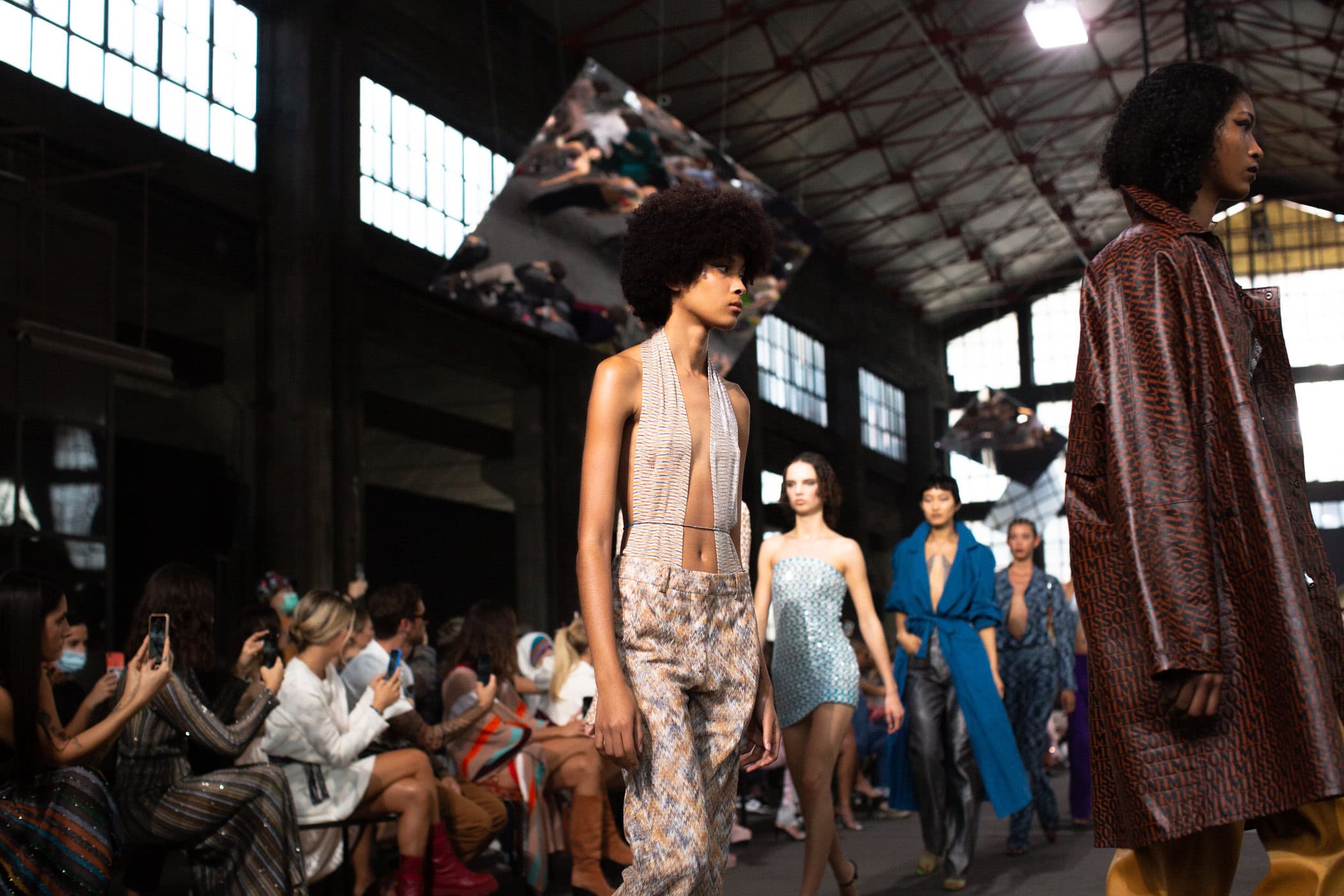 Missoni Spring 2022 Atmosphere Fashion Show