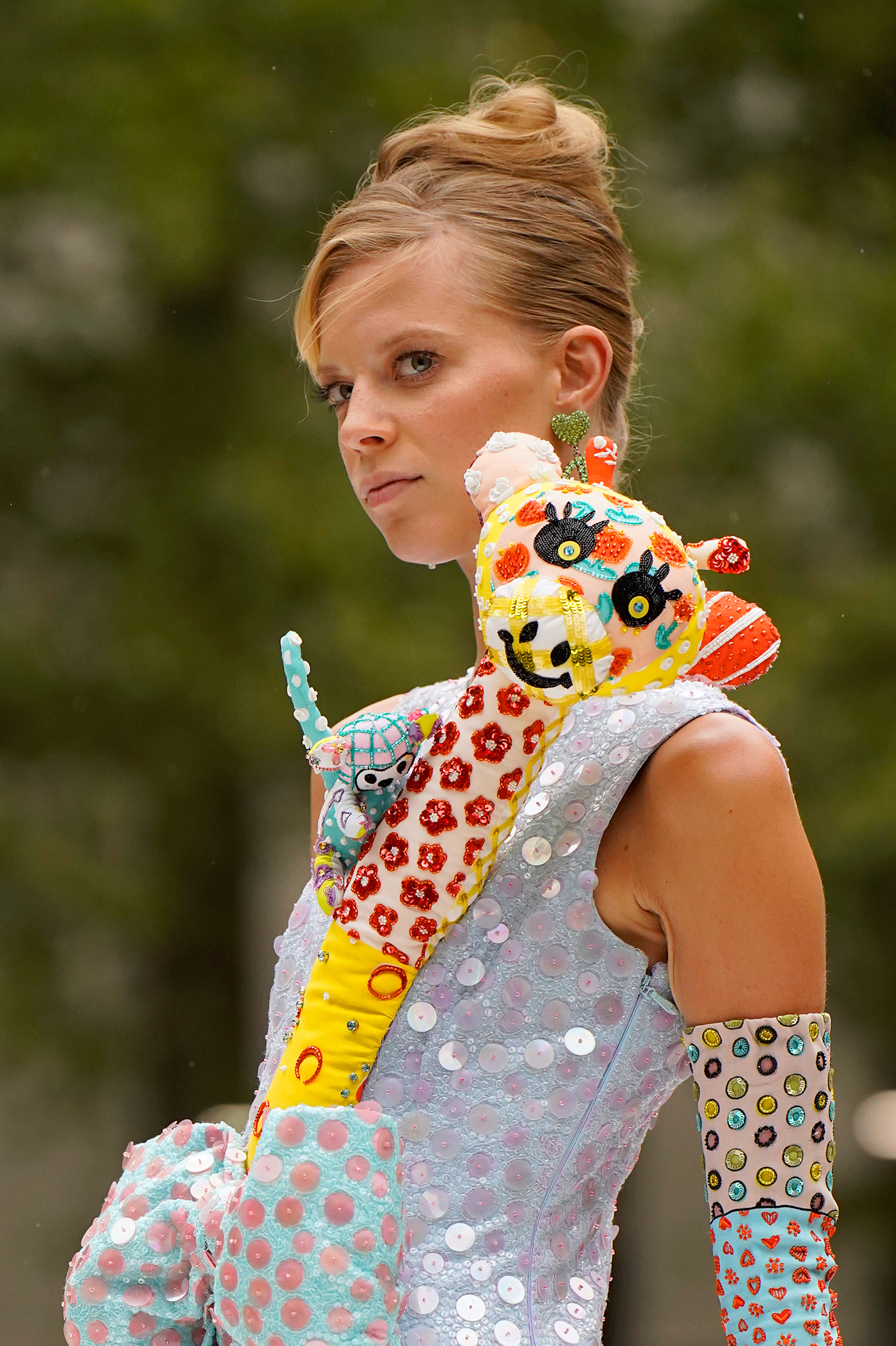 Moschino Spring 2022 Details Fashion Show