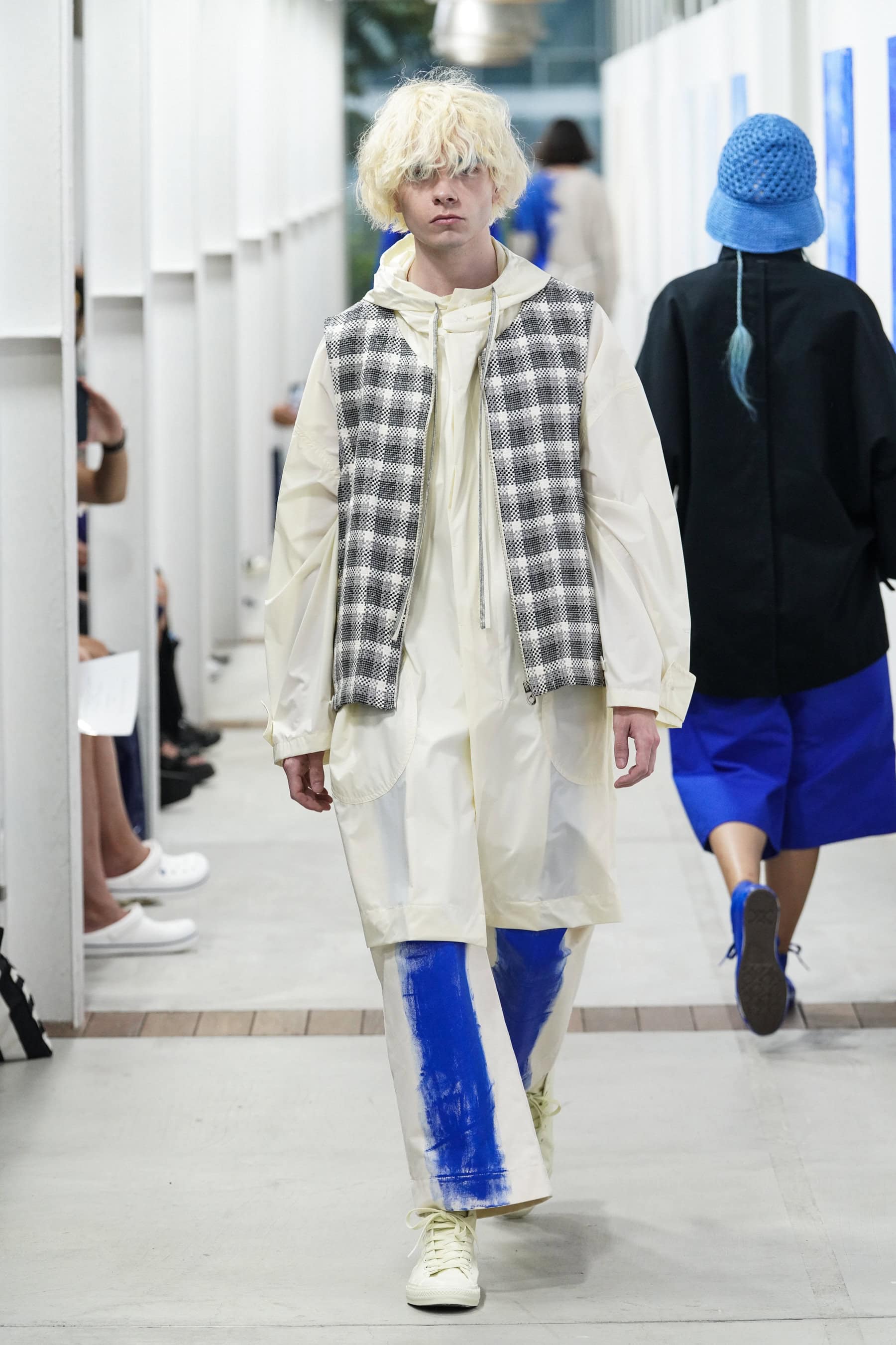 Shinyakozuka Spring 2022  Fashion Show