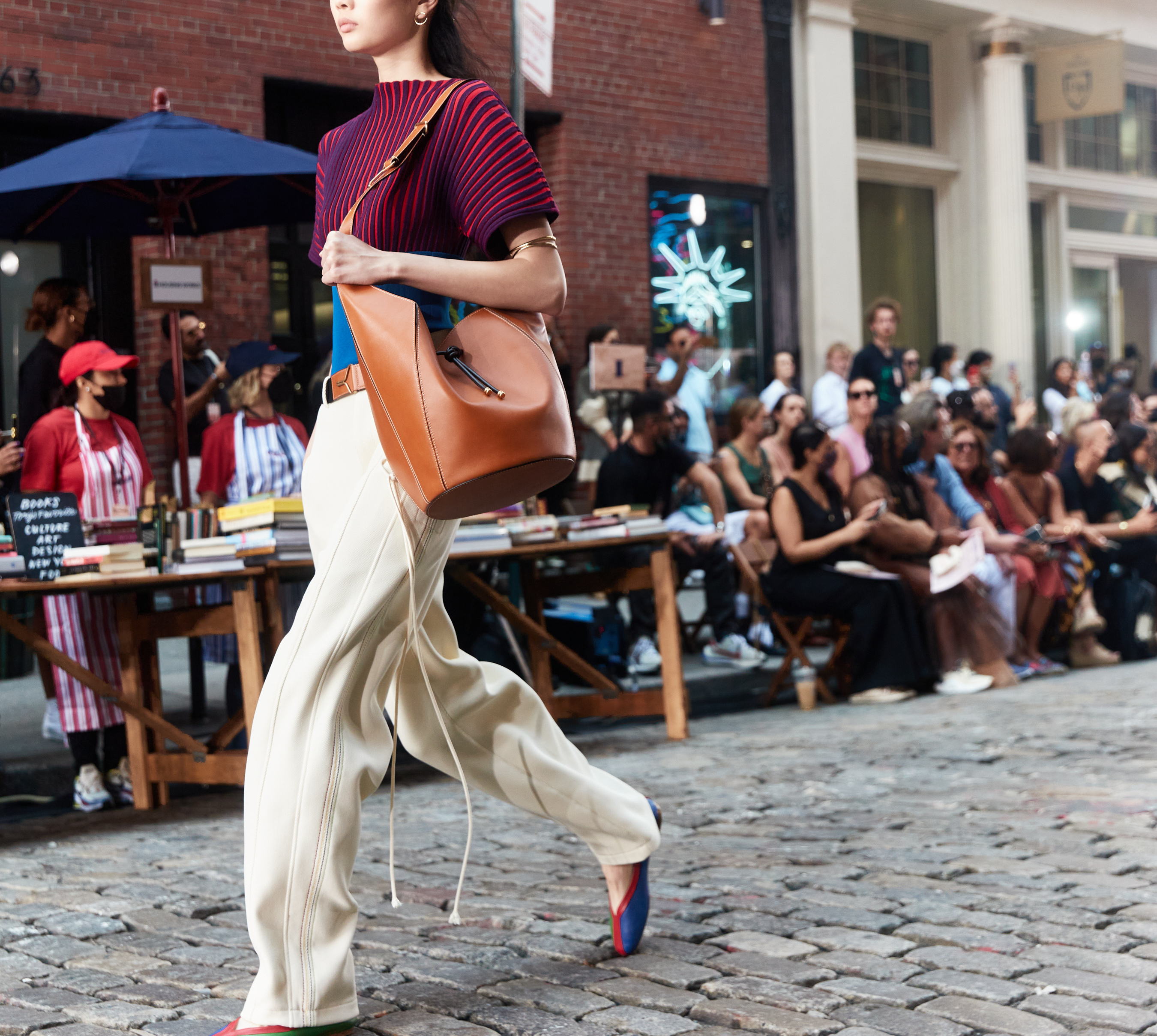 Tory Burch Spring 2022 Atmosphere Fashion Show