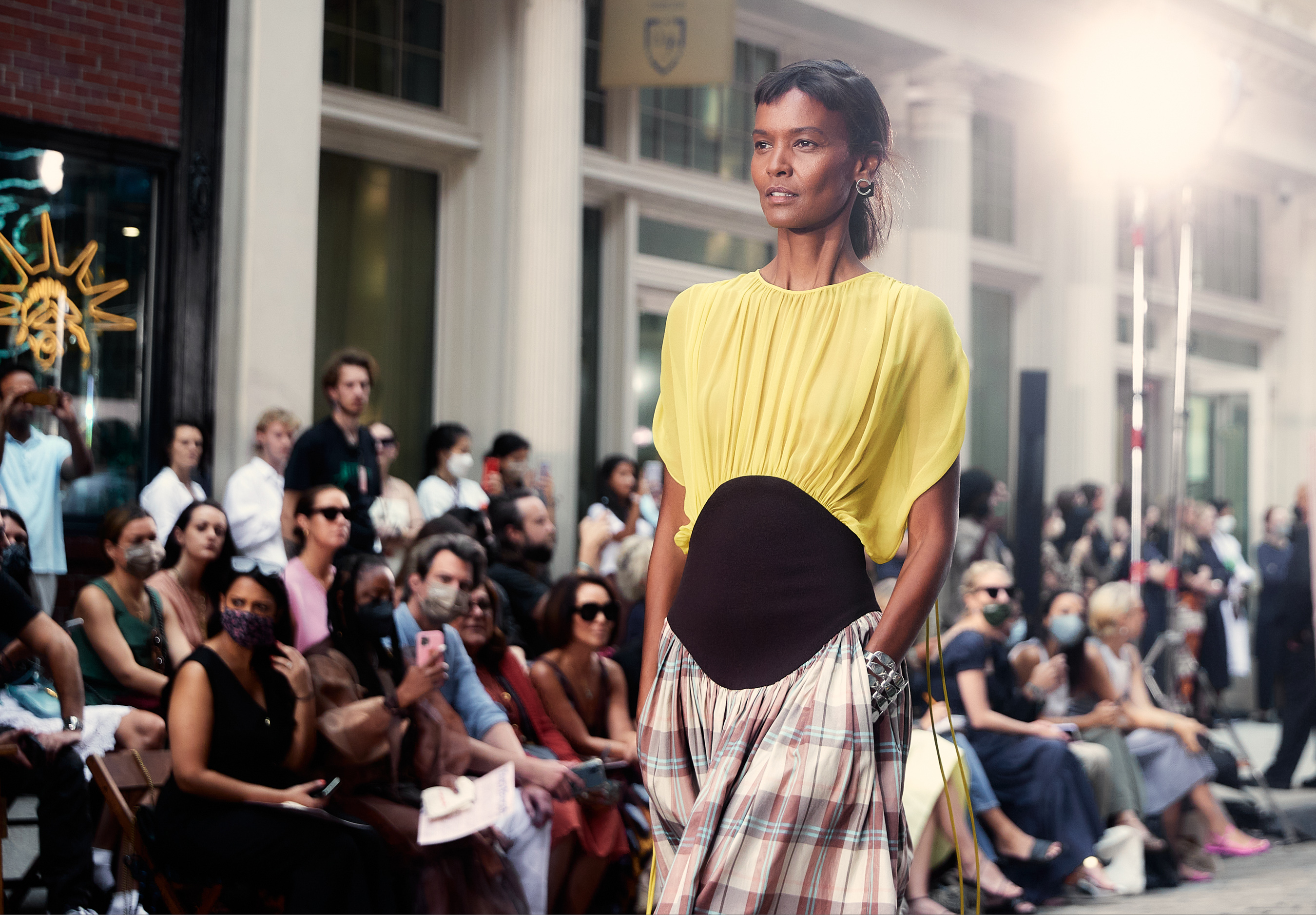 Tory Burch Spring 2022 Atmosphere Fashion Show