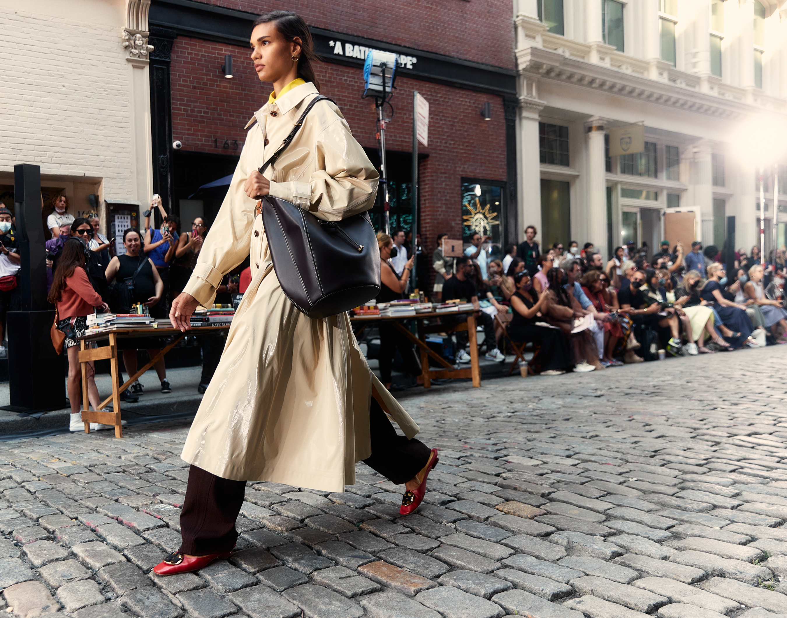 Tory Burch Spring 2022 Atmosphere Fashion Show