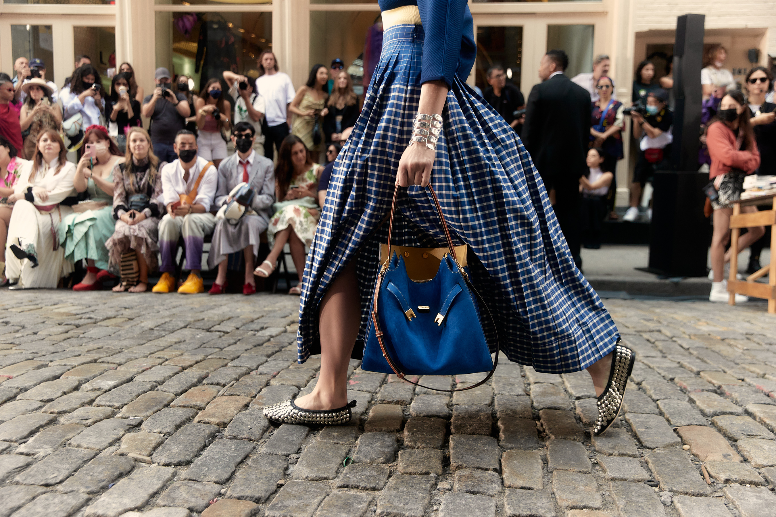 Tory Burch Spring 2022 Atmosphere Fashion Show