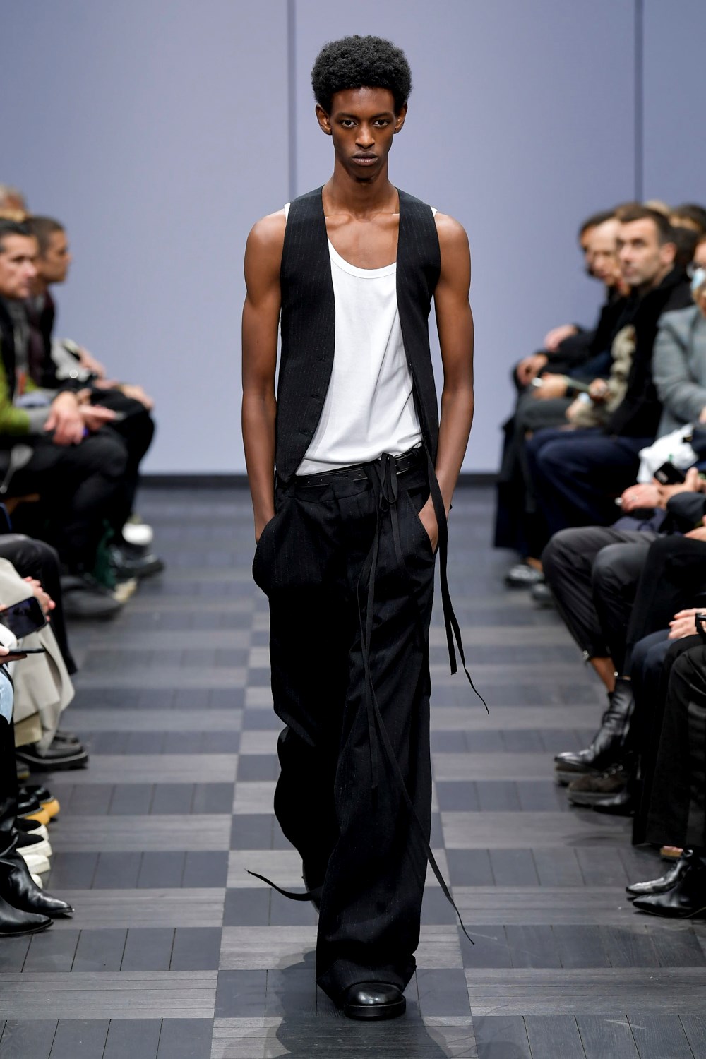 Ann Demeulemeester Spring 2022 Fashion Show Review | The Impression