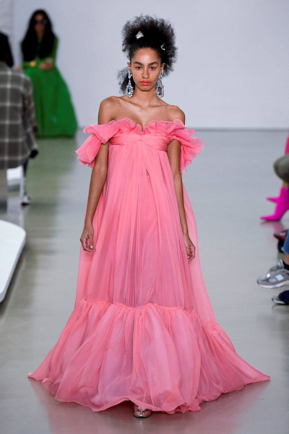 Giambattista Valli Spring 2022 Fashion Show