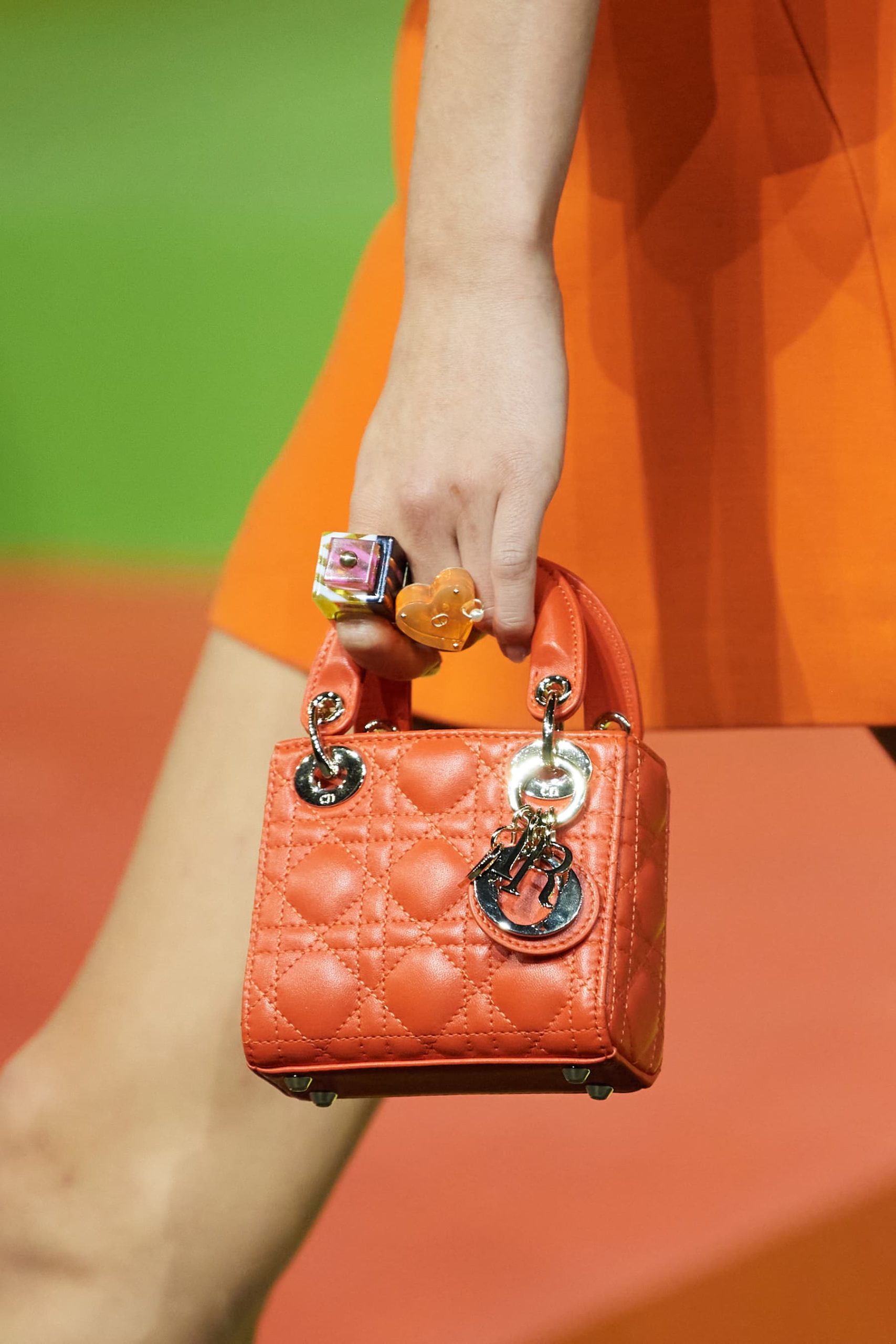 Best Handbags of Spring 2022 RTW Fashion Shows | The Impression