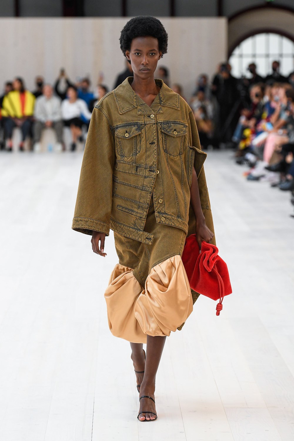 Loewe Spring 2022