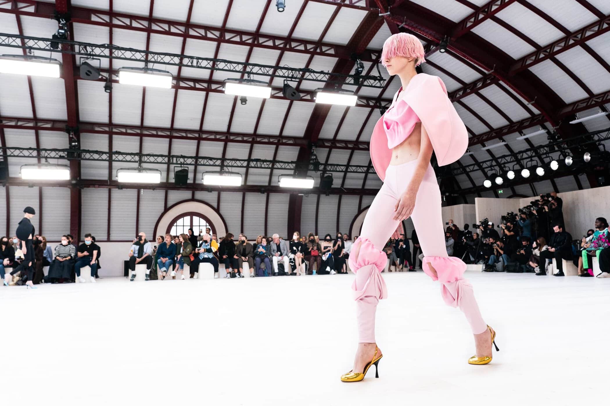 Loewe Spring 2022 Fashion Show