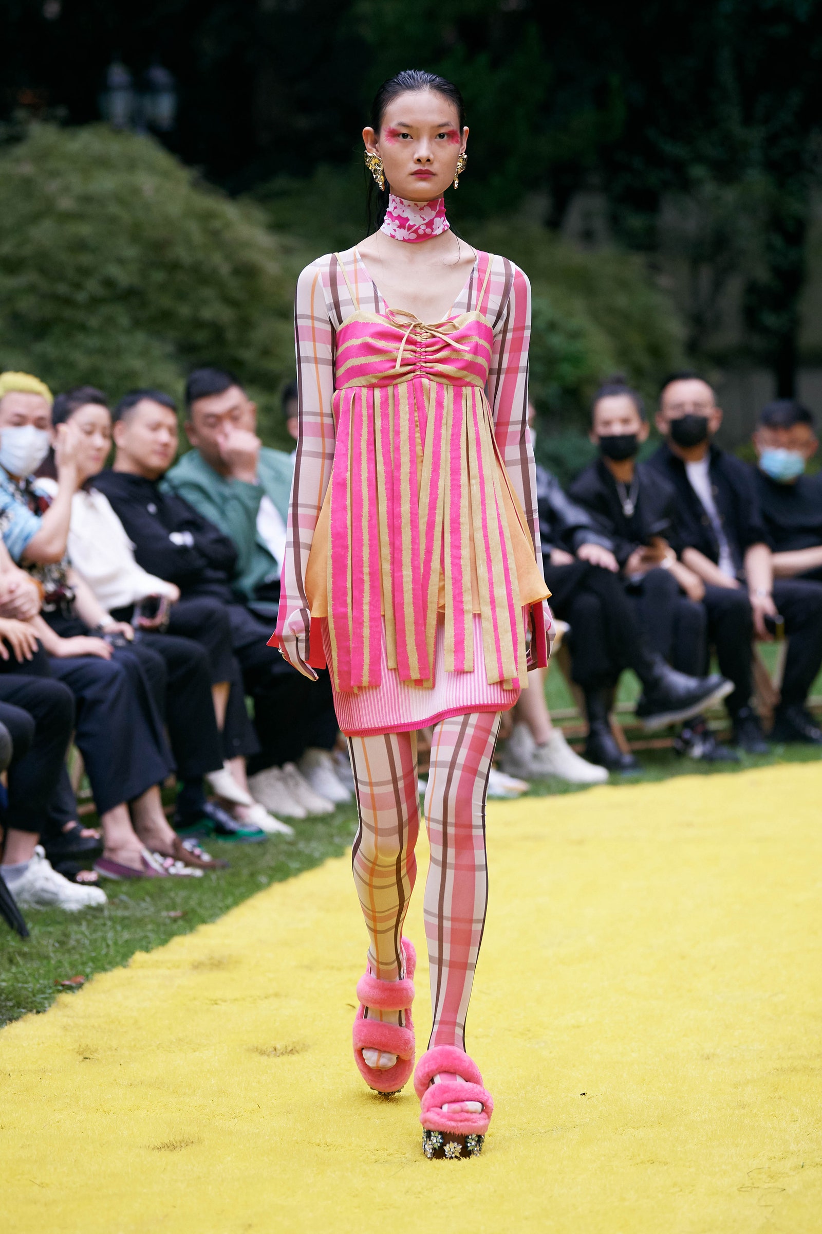 Shuting Qiu Spring 2022 Fashion Show | The Impression