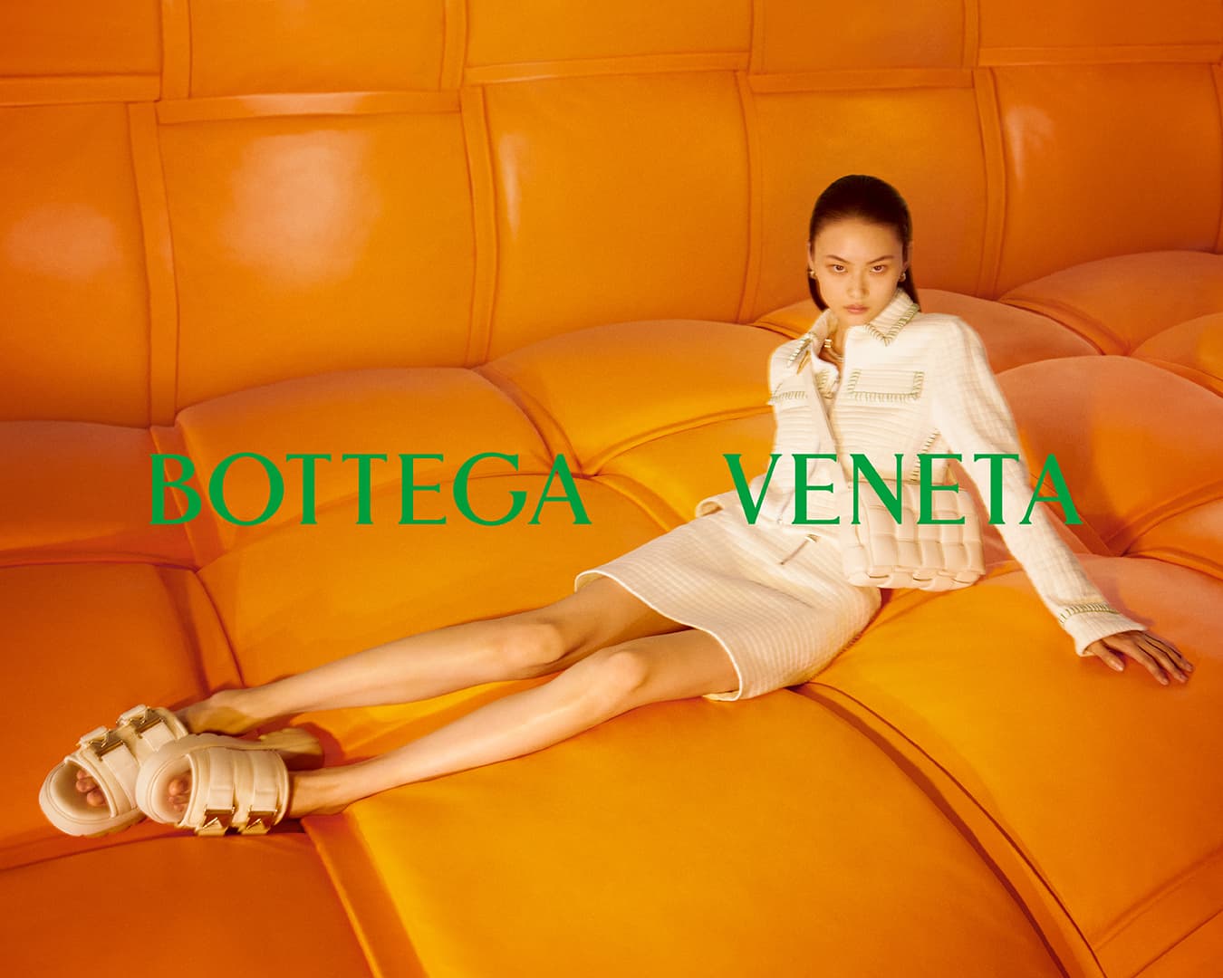 In celebration of the upcoming Chinese Lunar New Year, Bottega Veneta is taking over part of the Great Wall.