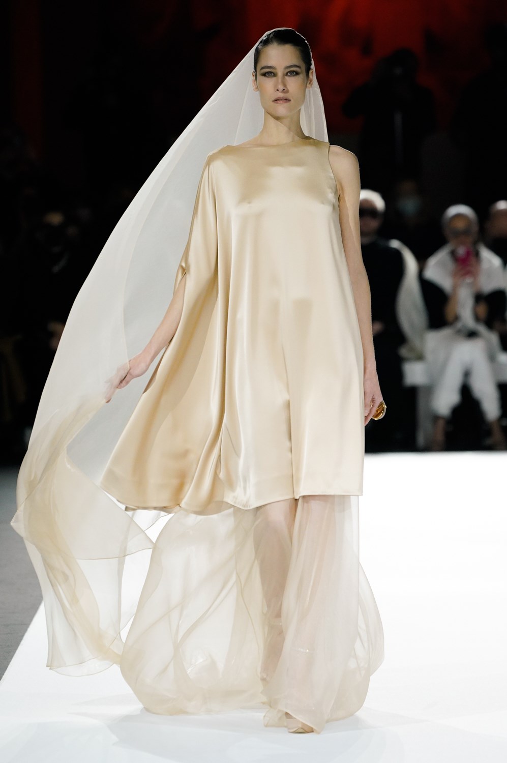 Stephane Rolland Spring 2022 Couture Fashion Show