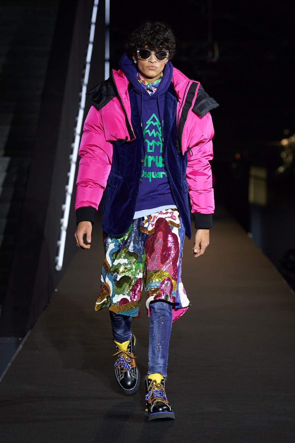 Dsquared2 Fall 2022 Men's Fashion Show Review | The Impression
