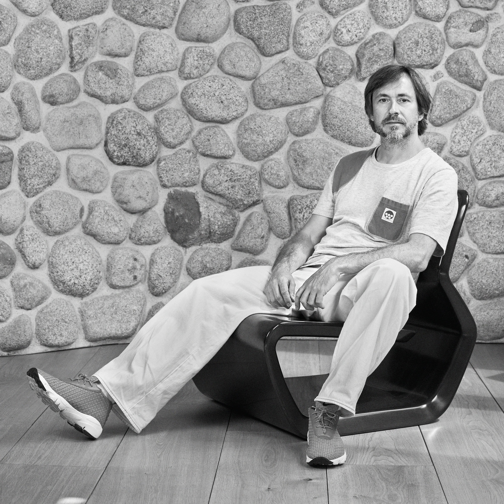 Marc Newson crafts a new one-liter limited-edition perfume 'flacon
