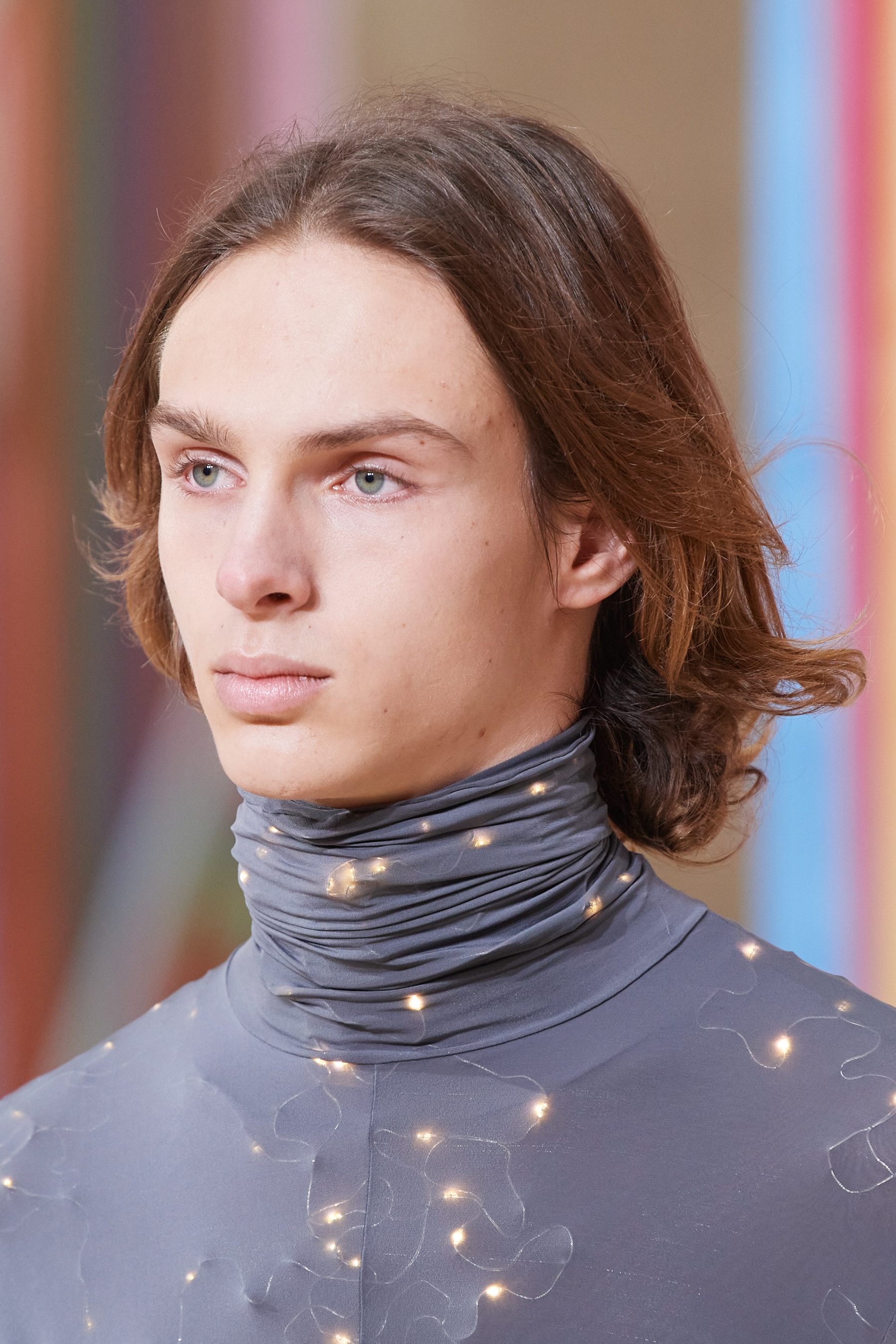 Loewe Fall 2022 Men’s Fashion Show Details Fashion Show