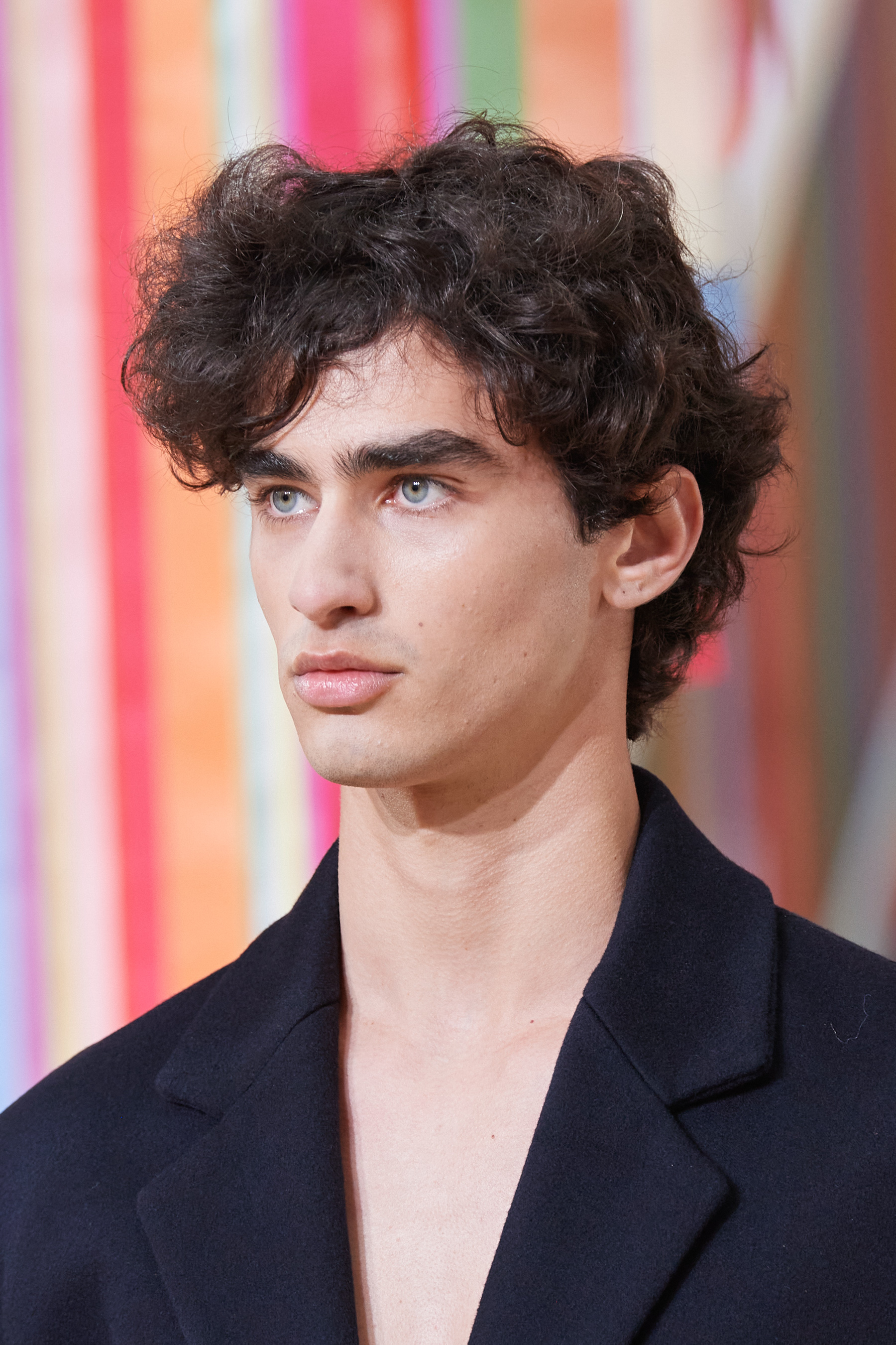 Loewe Fall 2022 Men’s Fashion Show Details Fashion Show