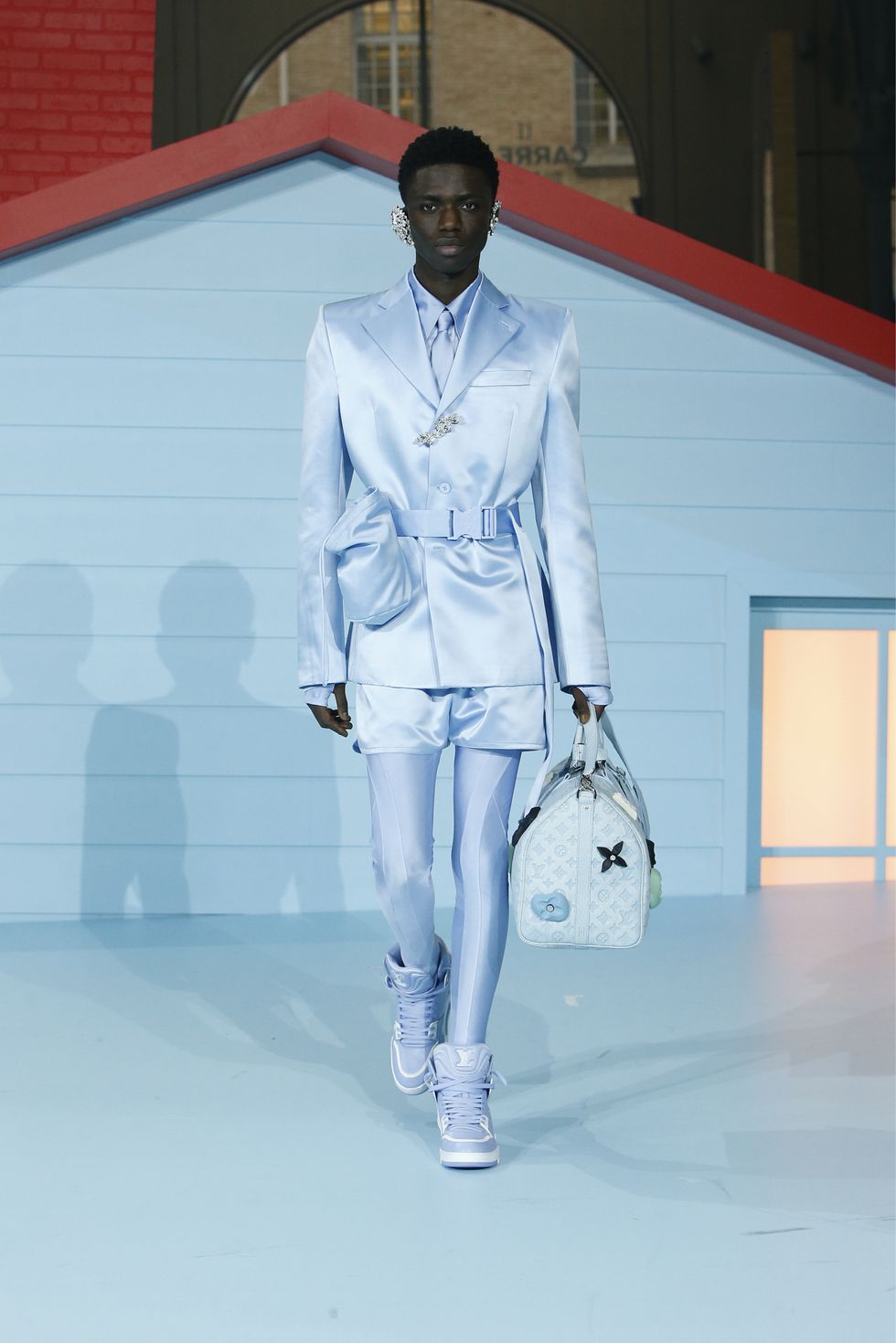 Louis Vuitton Fall 2022 Men’s Fashion Show | The Impression