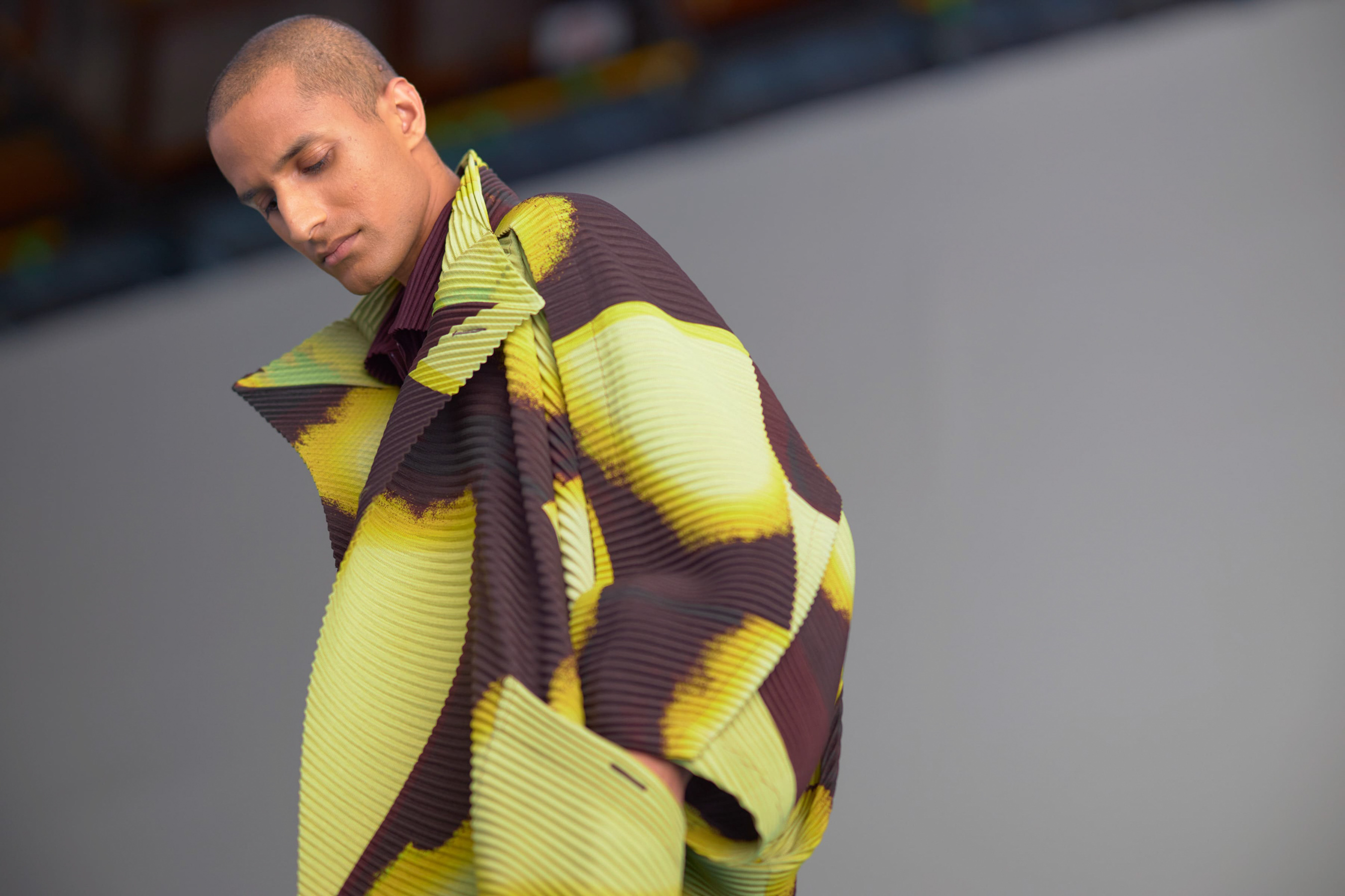 Issey Miyake Fall 2022 Men’s Fashion Show Backstage Fashion Show