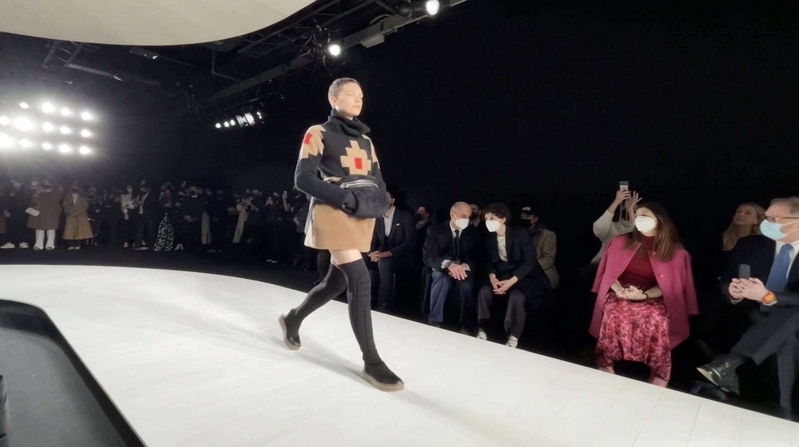 Max Mara Fall 2022 Fashion Show Highlights header