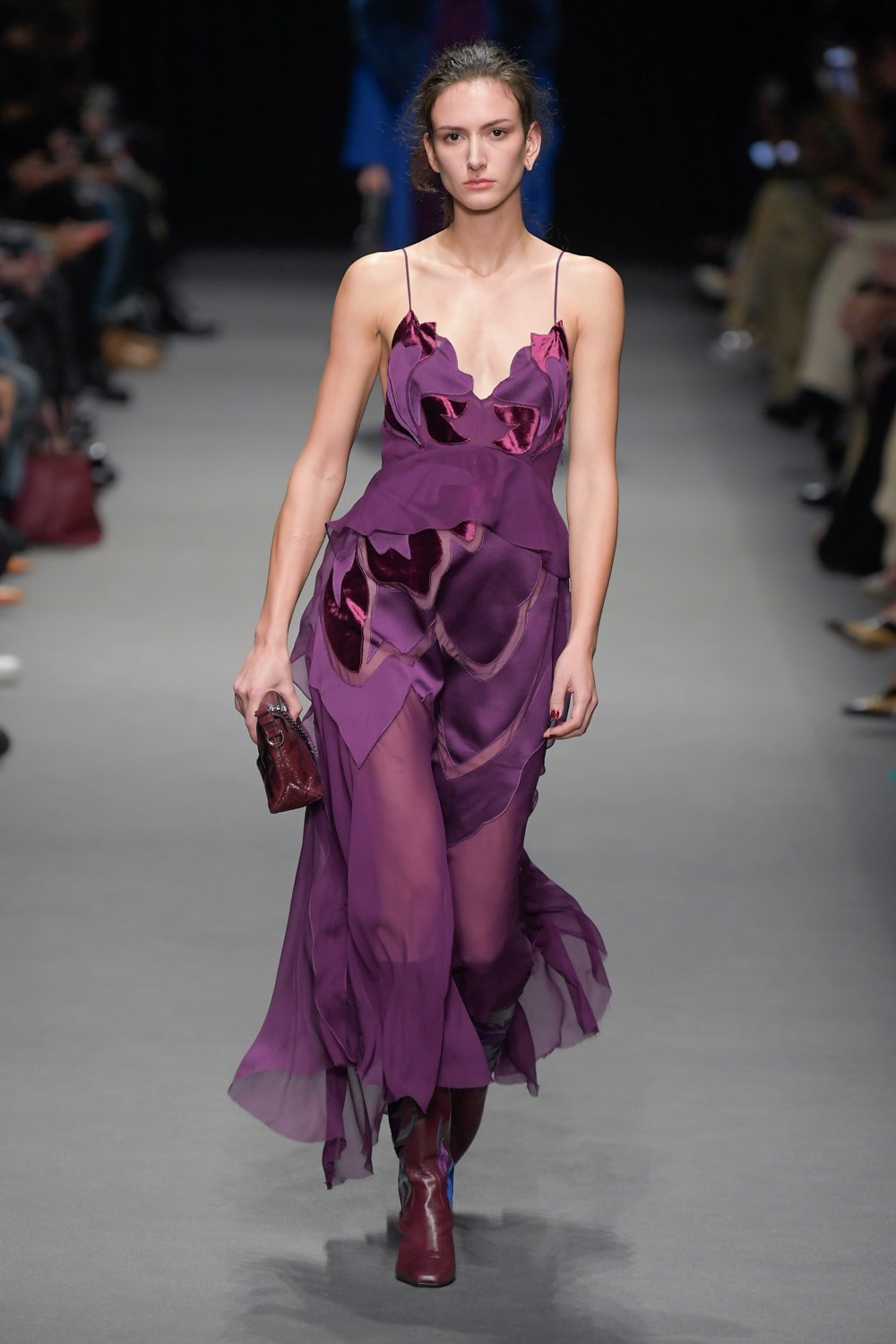 Alberta Ferretti Fall 2022 Fashion Show