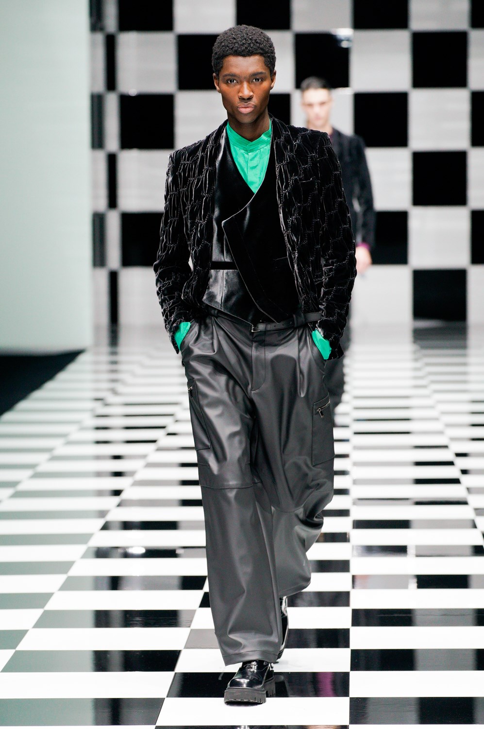 Emporio Armani Fall 2022 Fashion Show