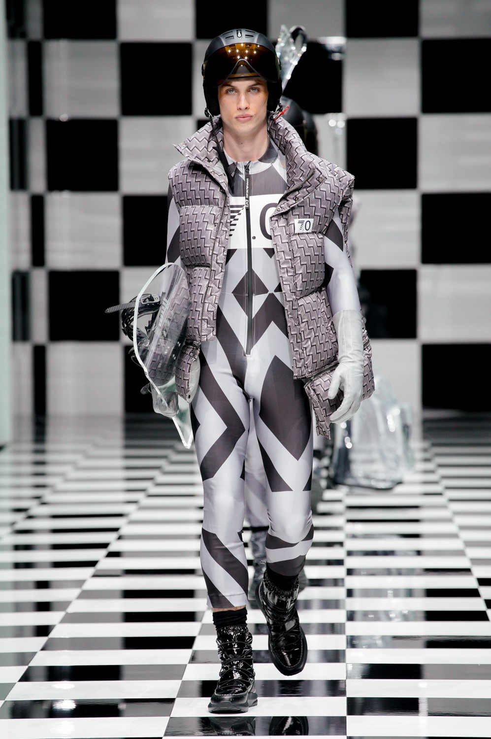 Emporio Armani Fall 2022 Fashion Show