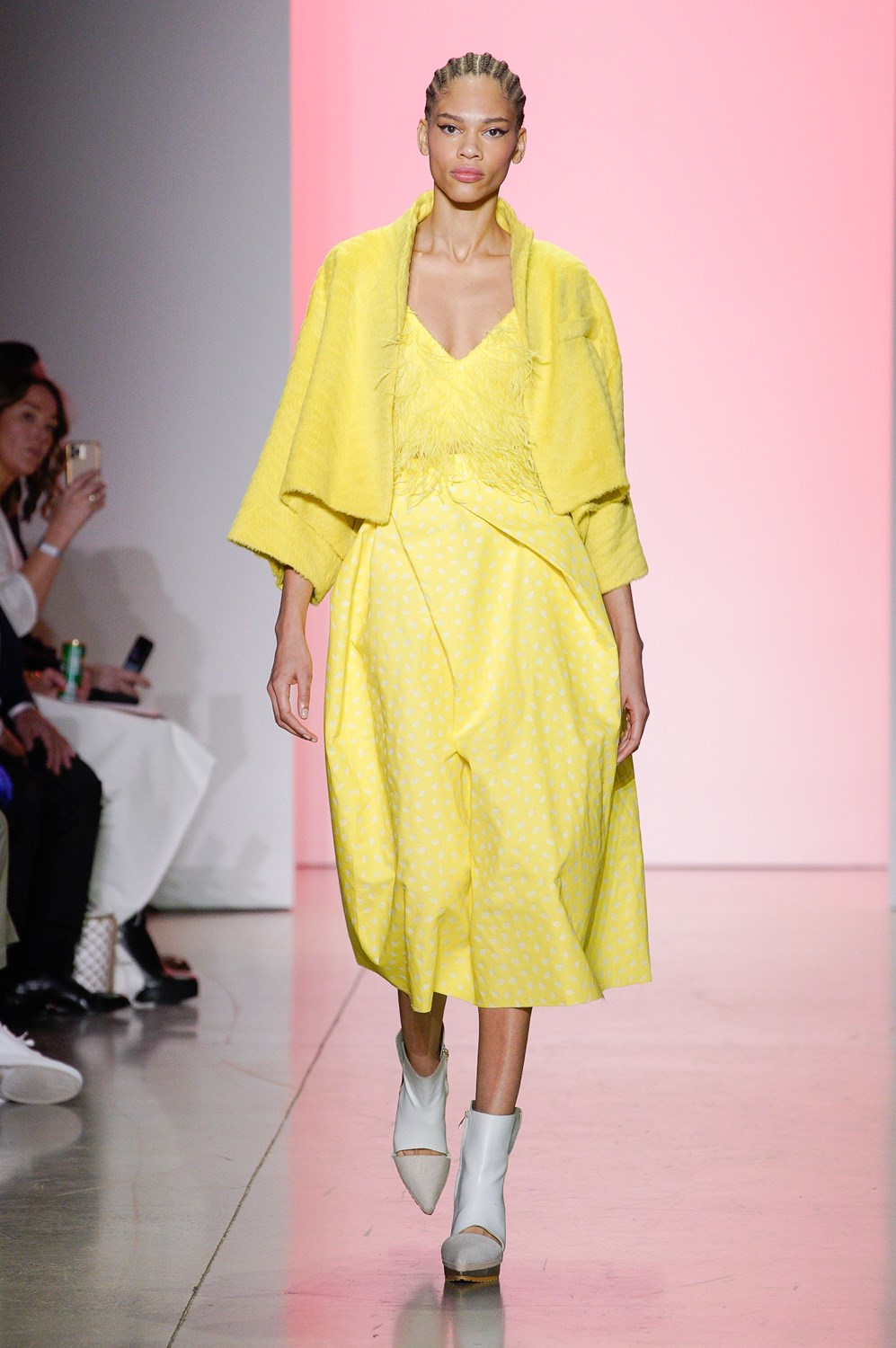 Son Jung Wan Fall 2022 Fashion Show