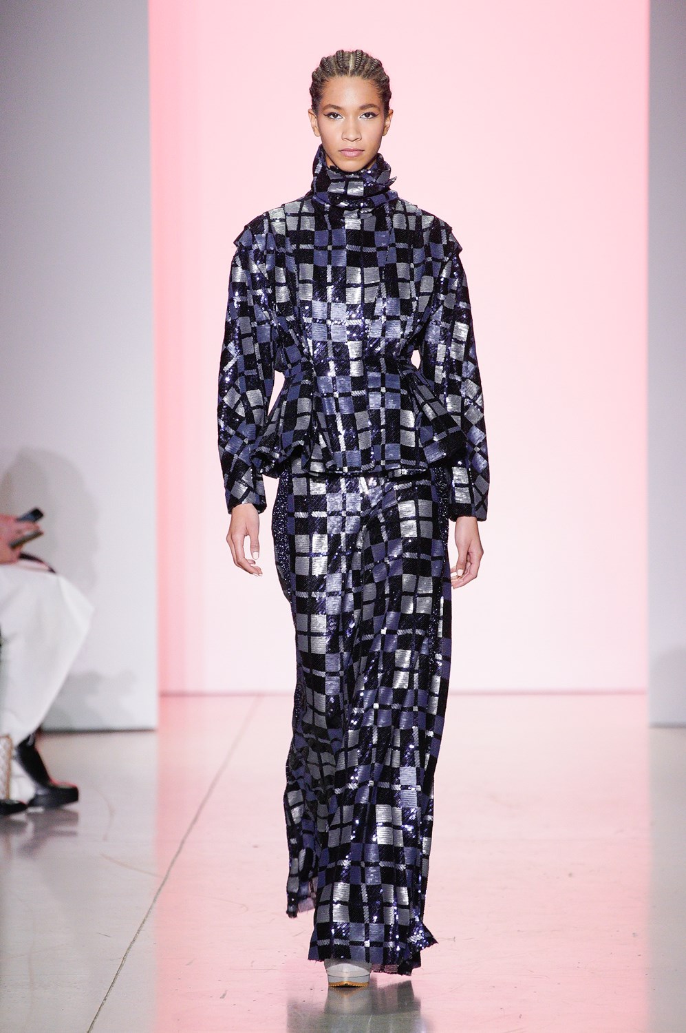 Son Jung Wan Fall 2022 Fashion Show