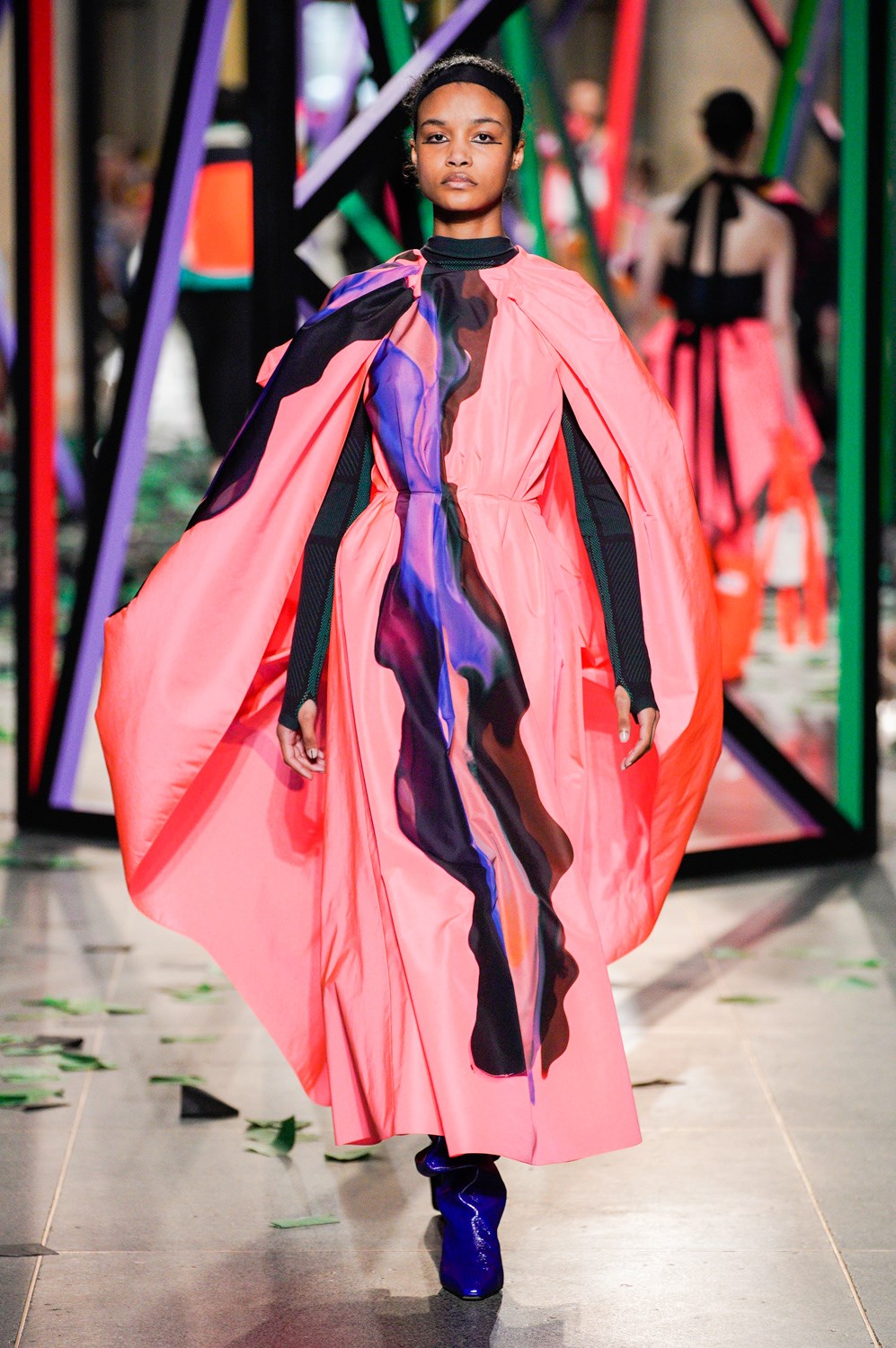 Roksanda Fall 2022 Fashion Show | The Impression