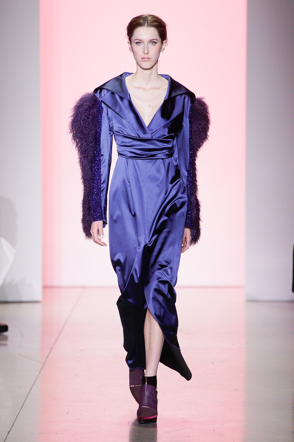 Son Jung Wan Fall 2022 Fashion Show