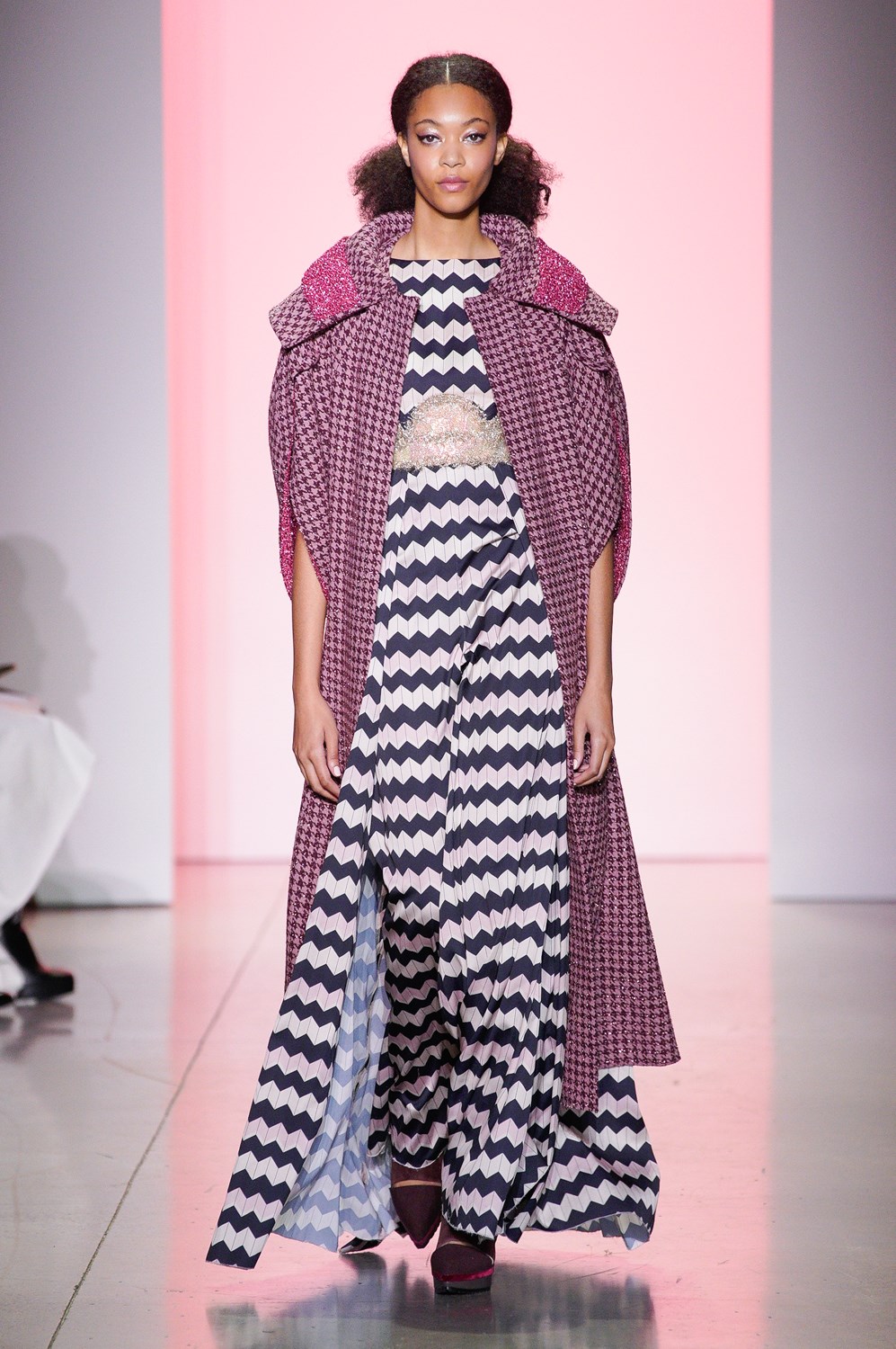 Son Jung Wan Fall 2022 Fashion Show