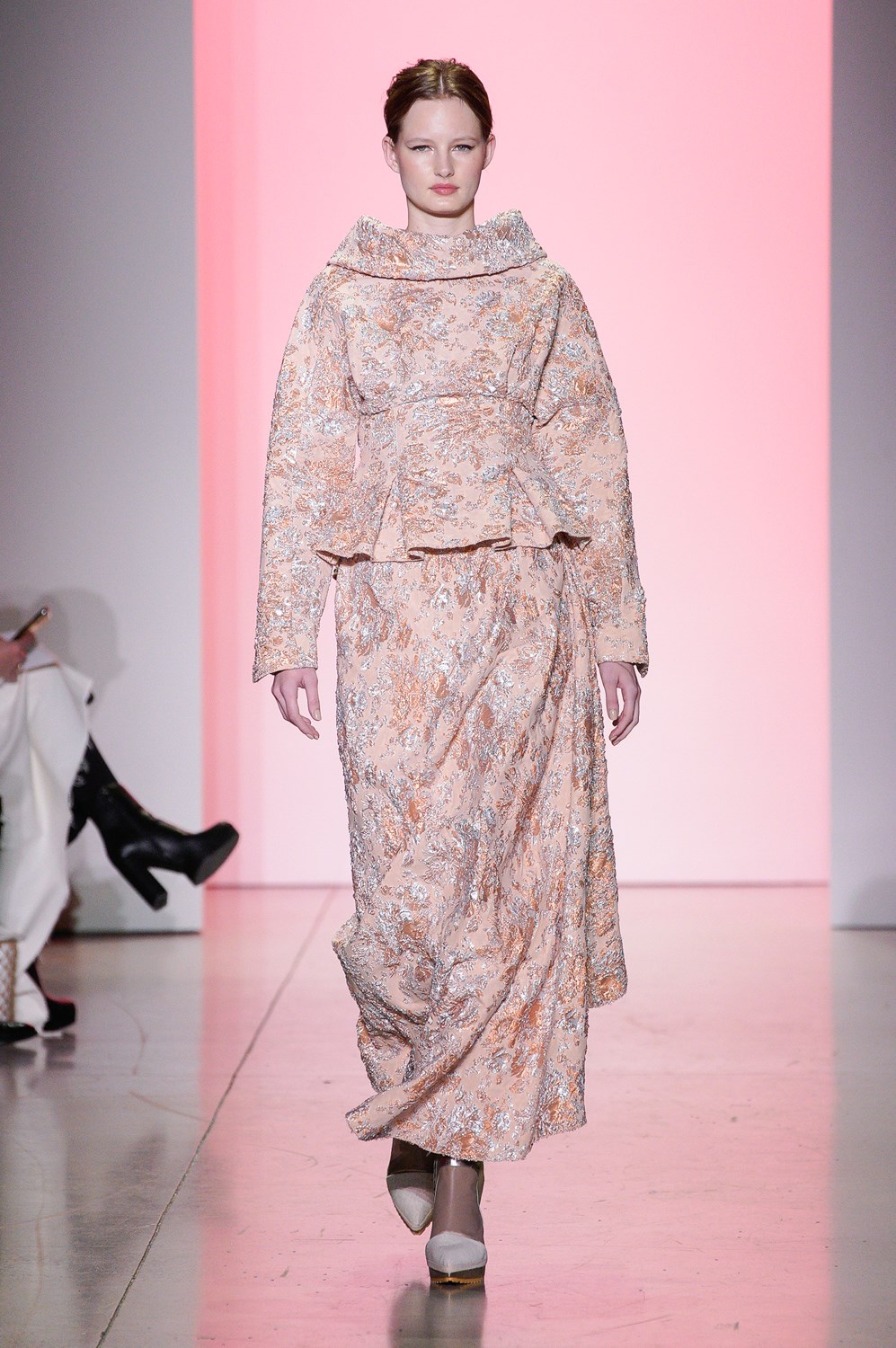 Son Jung Wan Fall 2022 Fashion Show