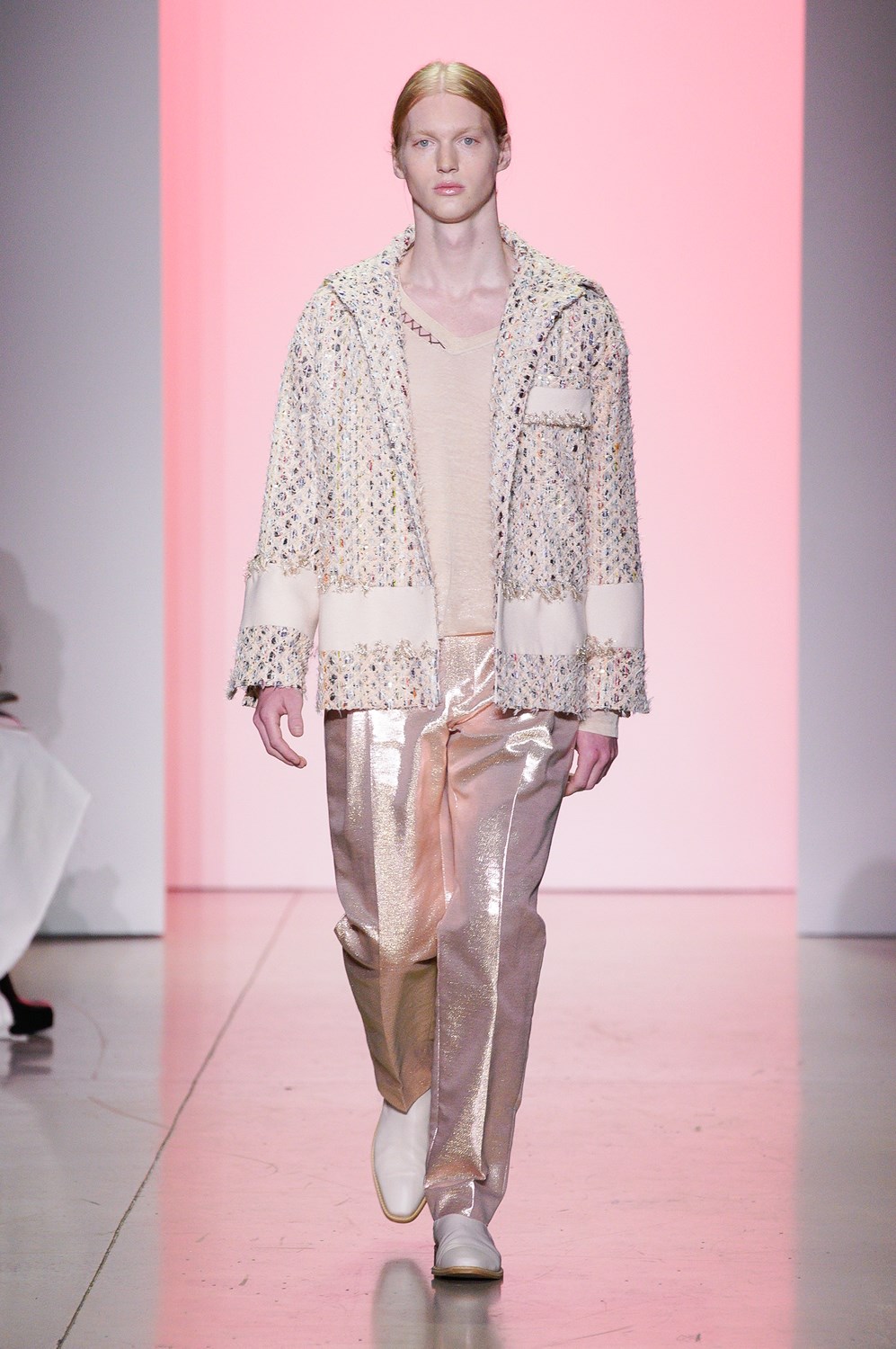 Son Jung Wan Fall 2022 Fashion Show