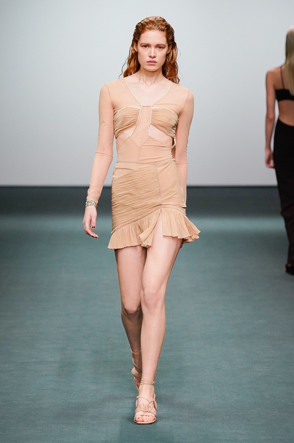 Nensi Dojaka Fall 2022 Fashion Show