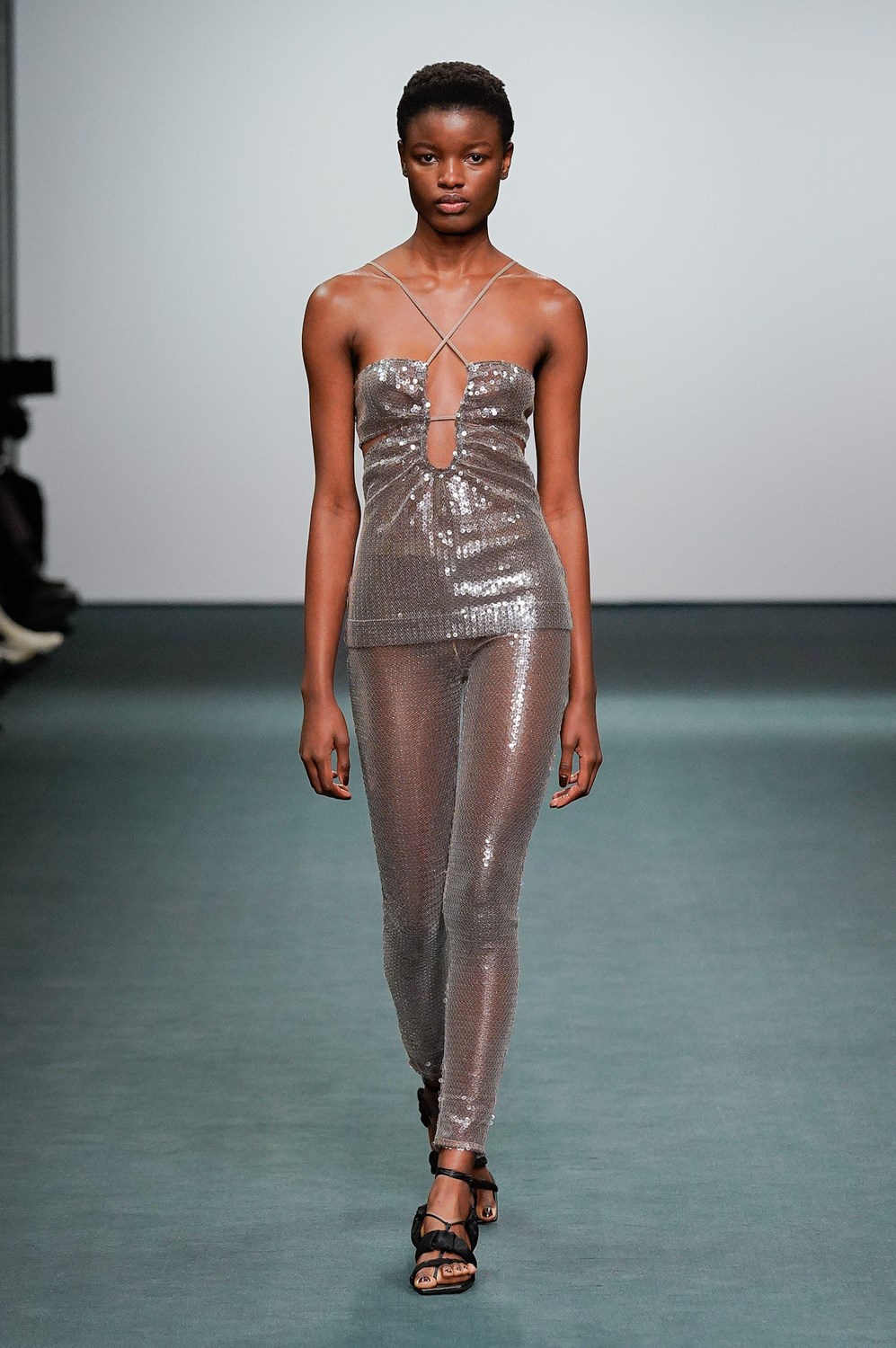 Nensi Dojaka Fall 2022 Fashion Show