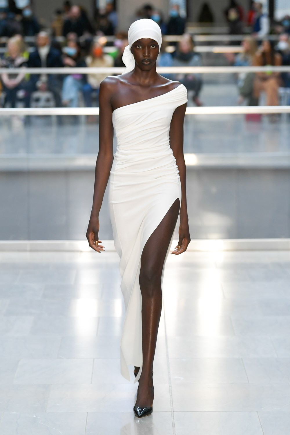 Victor Glemaud Fall 2022 Fashion Show