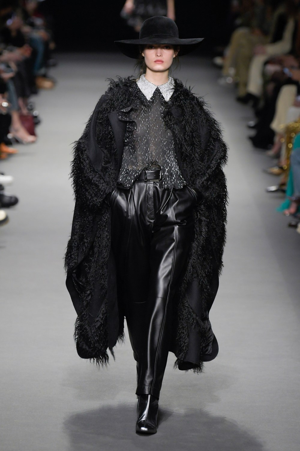 Alberta Ferretti Fall 2022 Fashion Show